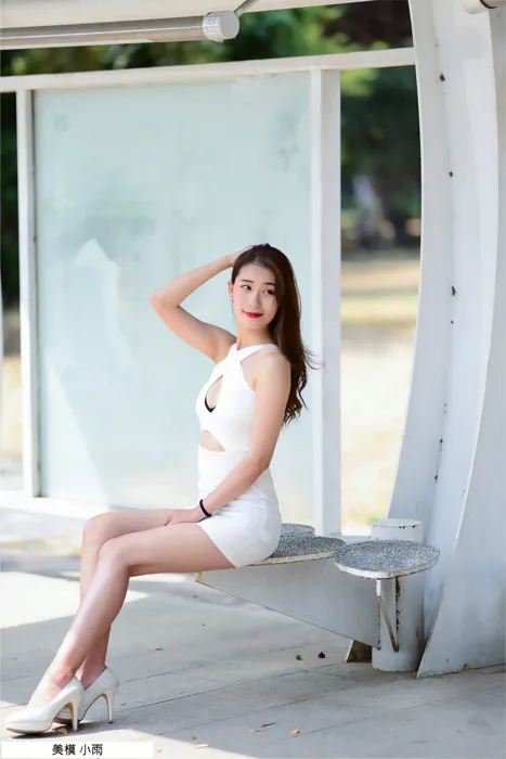 [Mzsock] NO.096 Xiaoyu off-shoulder dress, high heels, beautiful legs, outdoor shot street photography#[100P]-8