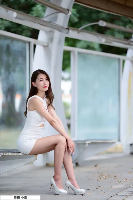 [Mzsock] NO.096 Xiaoyu off-shoulder dress, high heels, beautiful legs, outdoor shot street photography#[100P]-4