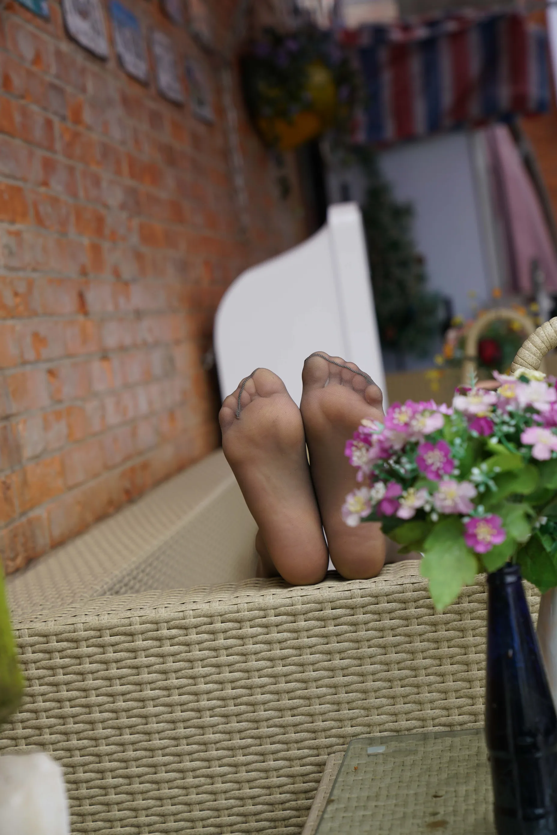 [Mzsock] NO.003 Adolescent girl Xiaoxia has nowhere to place her long legs and silk feet street photography#[83P]-7
