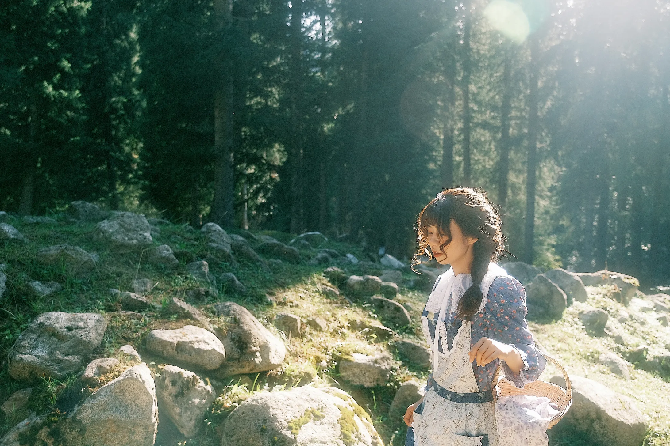 [YITUYU] 2022.12.06 Vol.2609 – The forest hidden in dreams Monster#[27P]-1