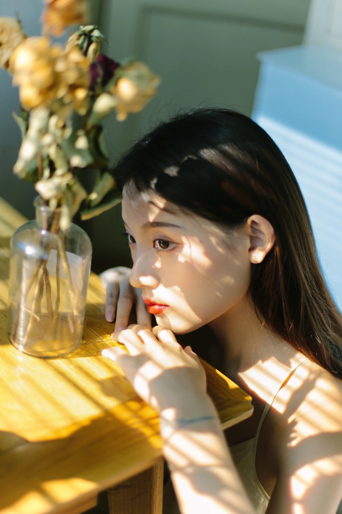 [YITUYU] 2022.12.16 Vol.2691 – Light and Shadow stamen#[38P]-7
