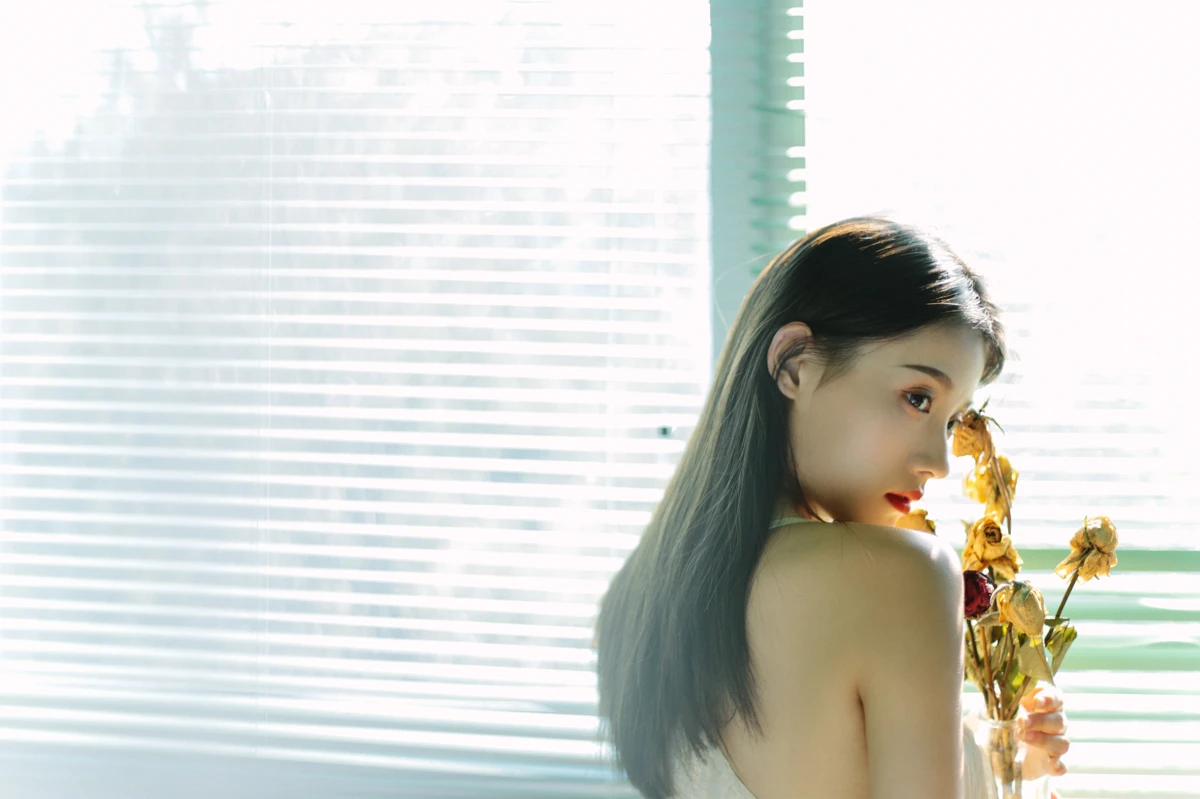 [YITUYU] 2022.12.16 Vol.2691 – Light and Shadow stamen#[38P]-2