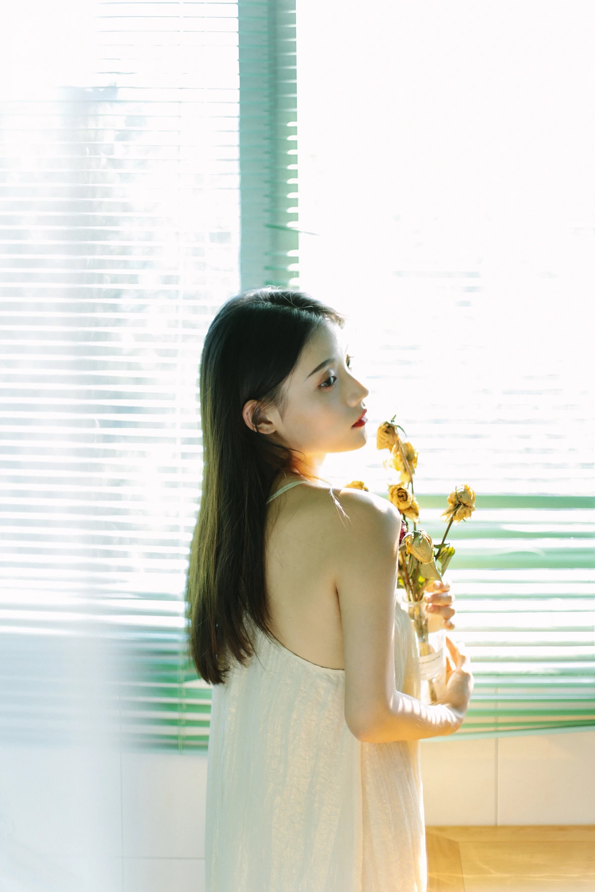 [YITUYU] 2022.12.16 Vol.2691 – Light and Shadow stamen#[38P]-8