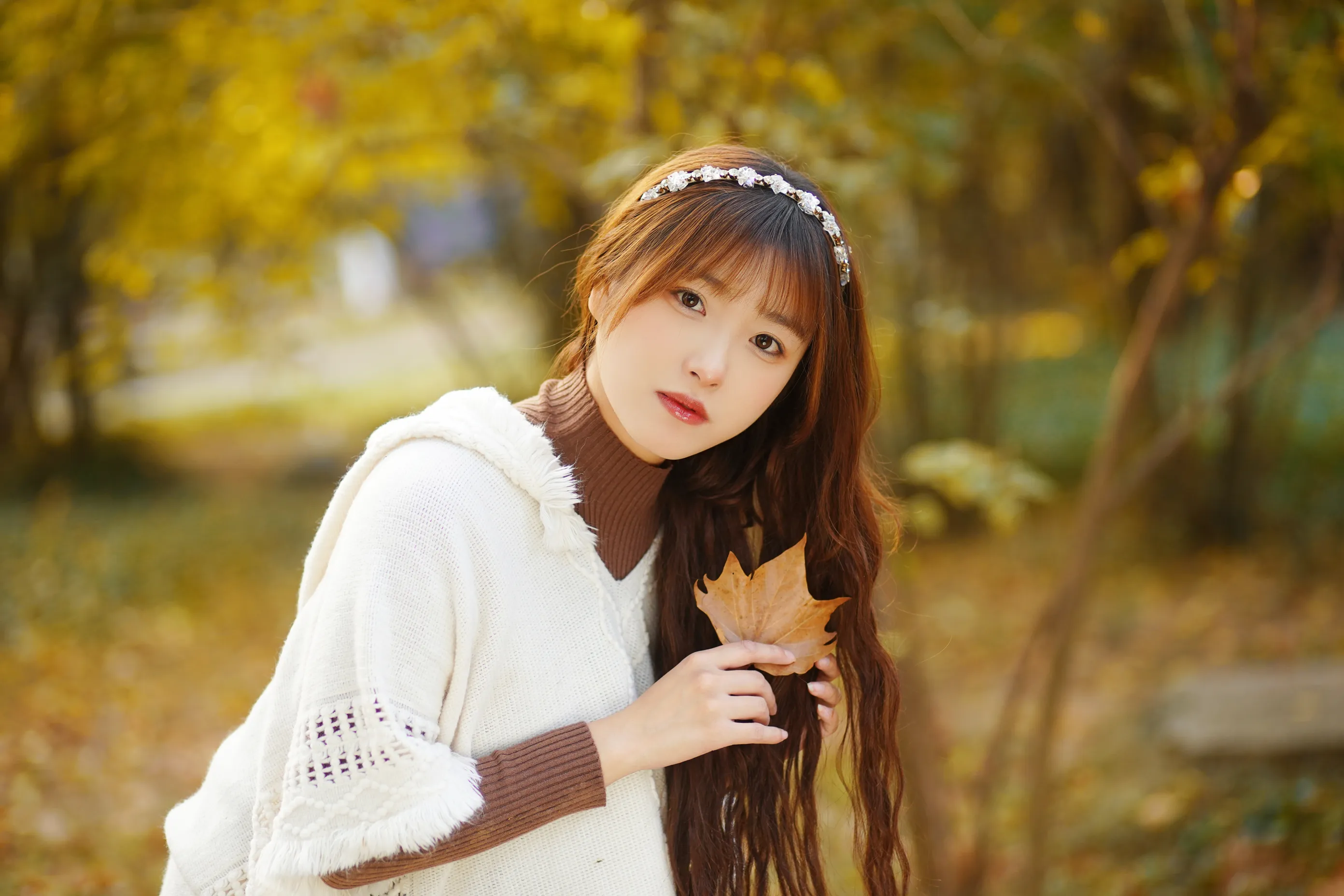 [YITUYU] 2022.12.04 Vol.2600 – Be the heartbeat girl of autumn #[27P]-1