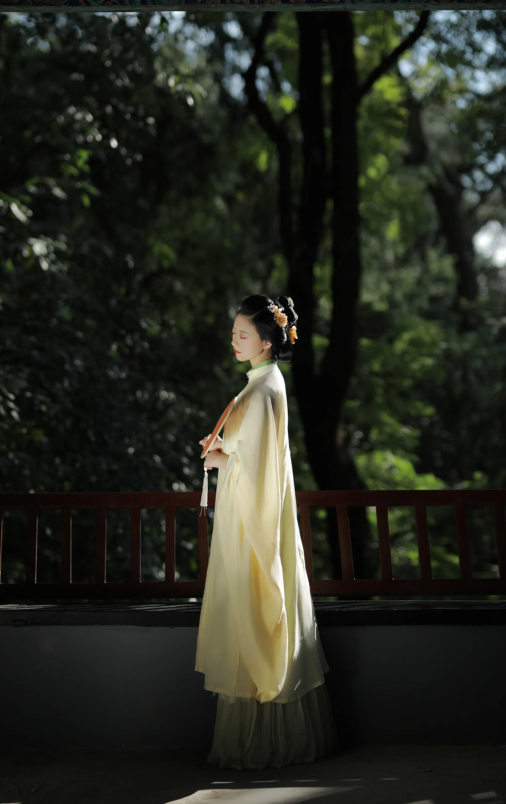 [YITUYU] 2022.11.30 Vol.2561 – Light Spring Mountain YunFleur#[40P]-3