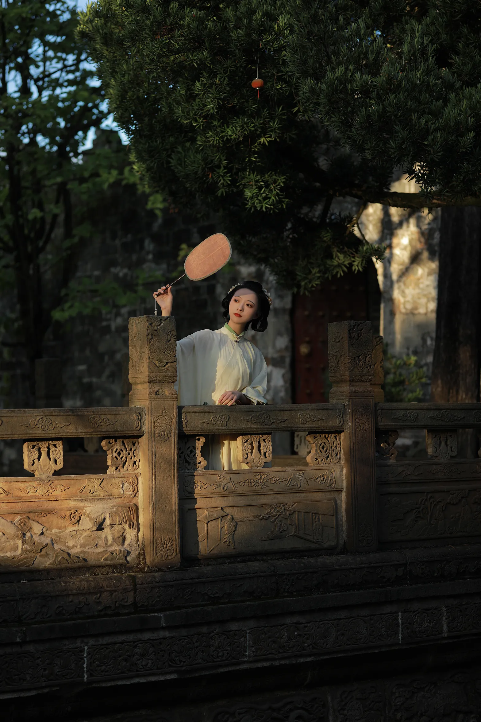 [YITUYU] 2022.11.30 Vol.2561 – Light Spring Mountain YunFleur#[40P]-8