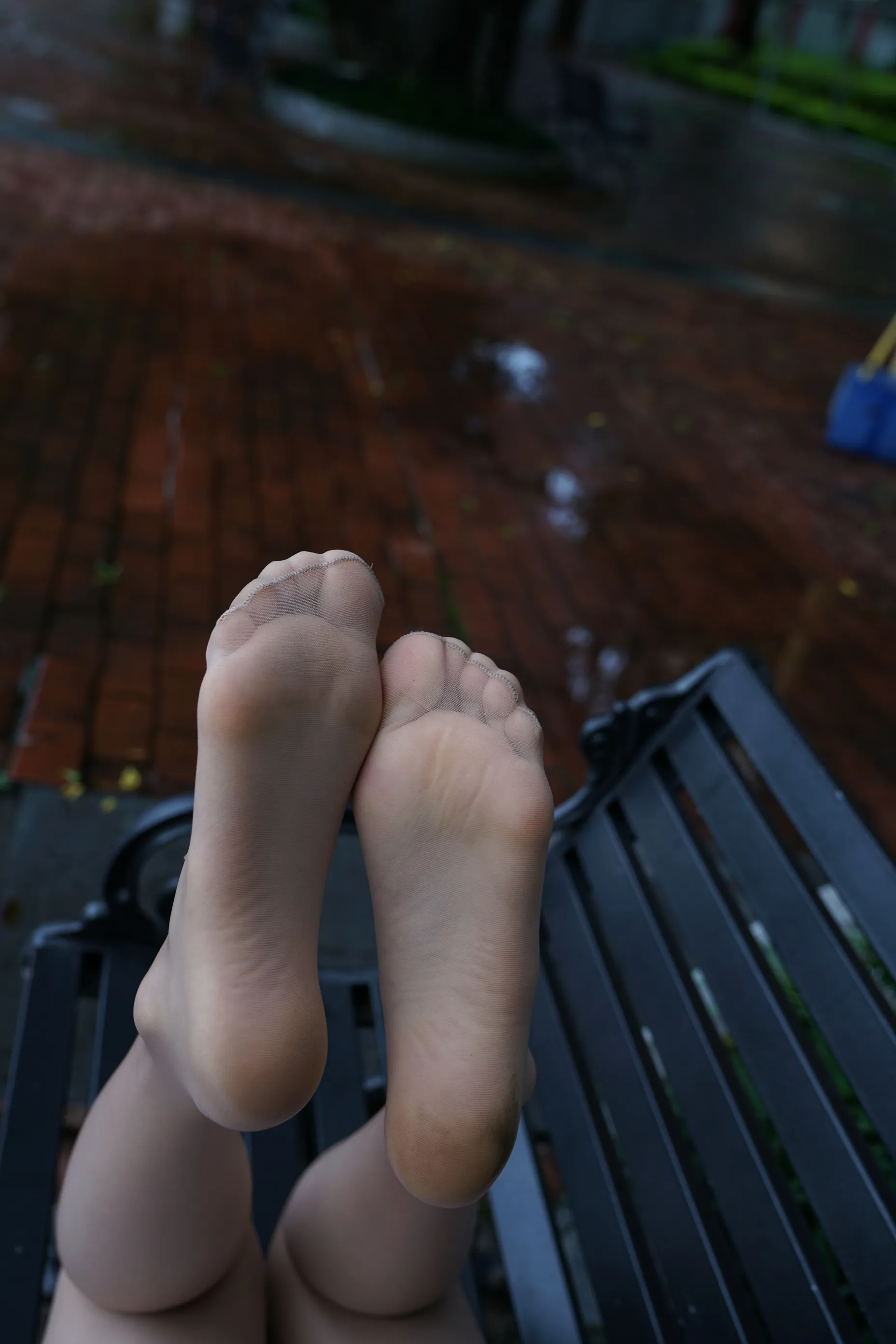 [Mzsock] NO.002 Xiaoshi, a male doctor, works part-time as a model with silky feet street photography#[94P]-4