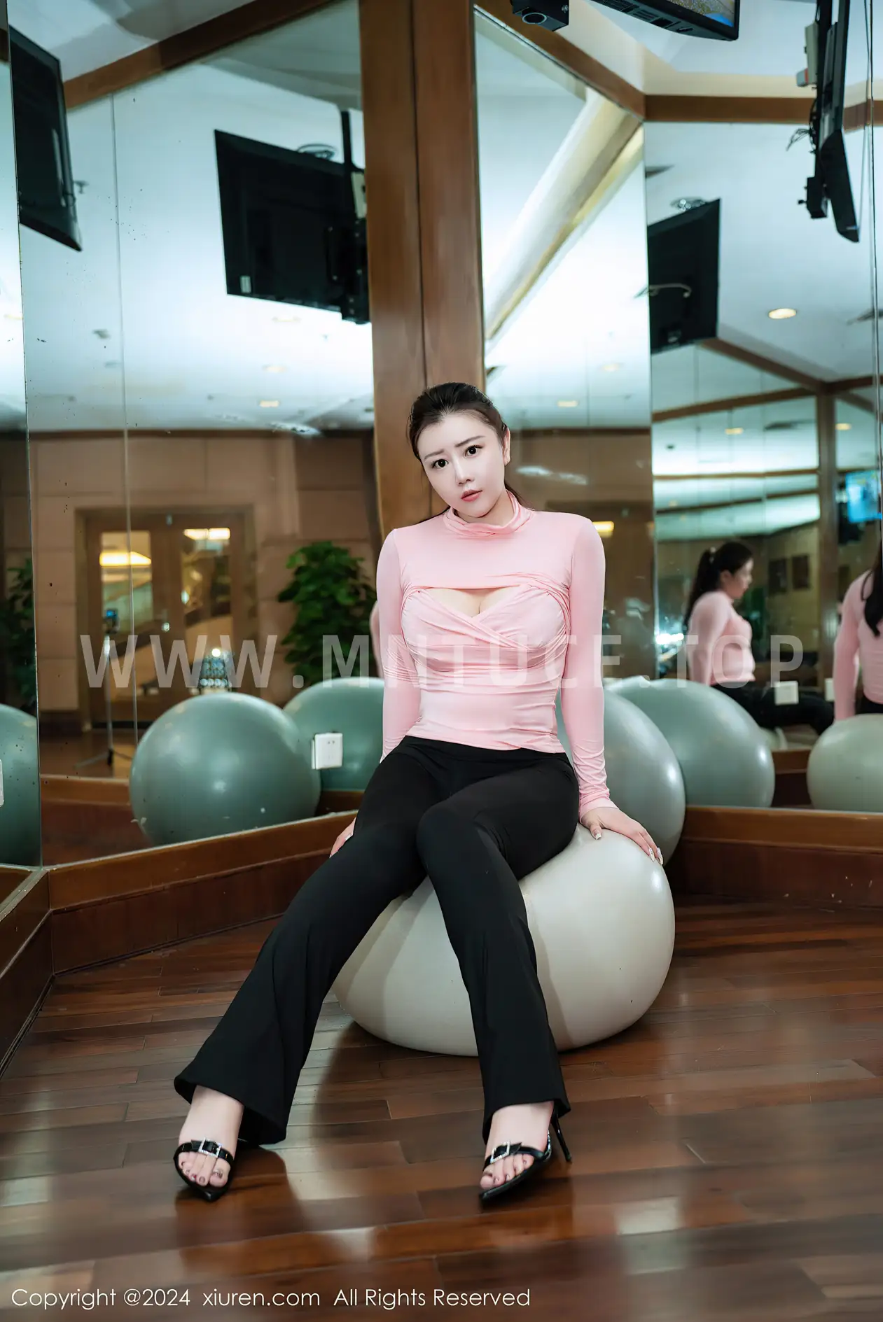 [XiuRen] 2024.01.11 NO.7943 Wang WanyouQueen#[95P]-4