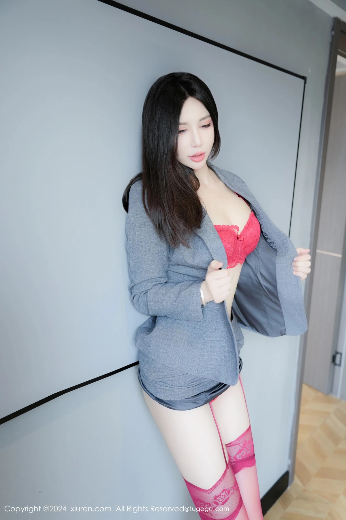 [XiuRen] 2024.08.05 No.8967 Manrou#[81P]-2