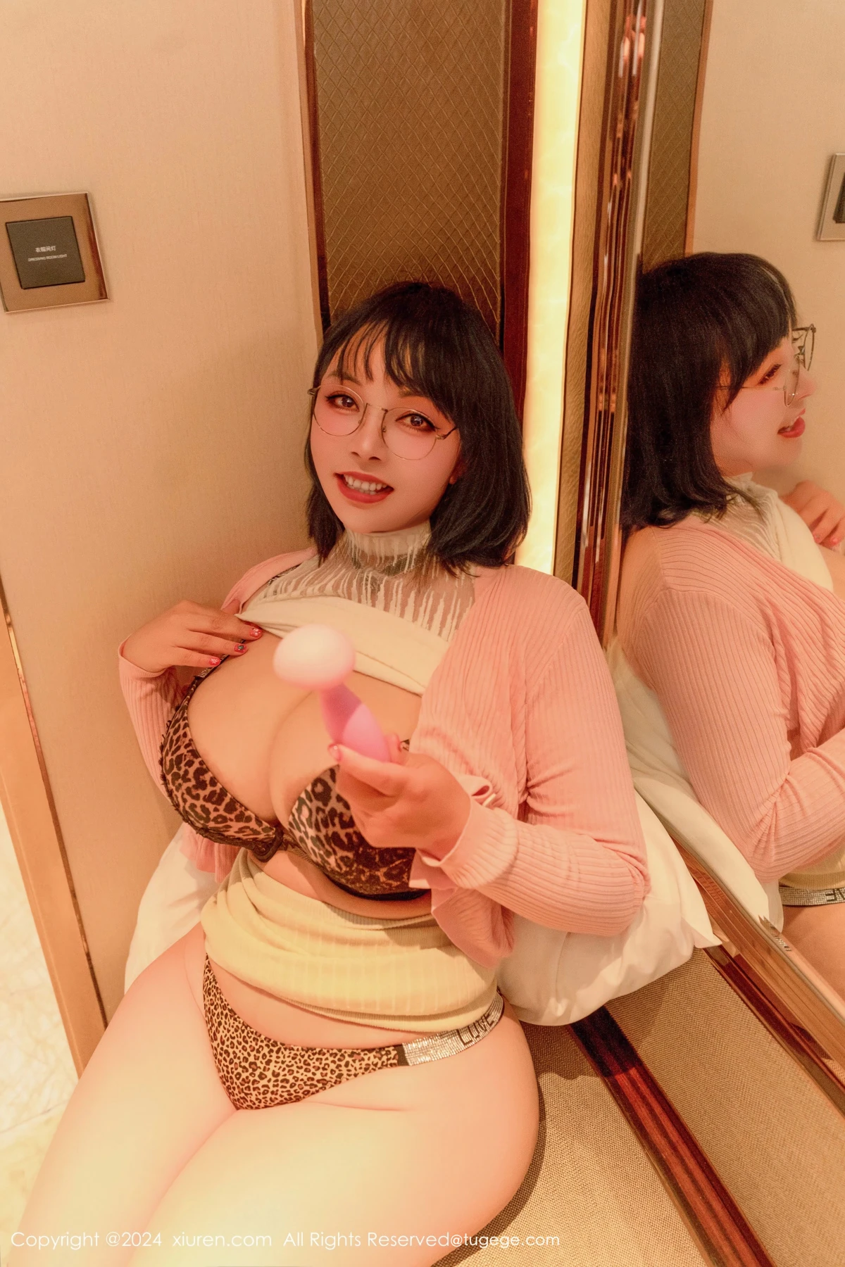 [XiuRen] 2024.12.31 No.9685 Oilfield Creek#[98P]-10