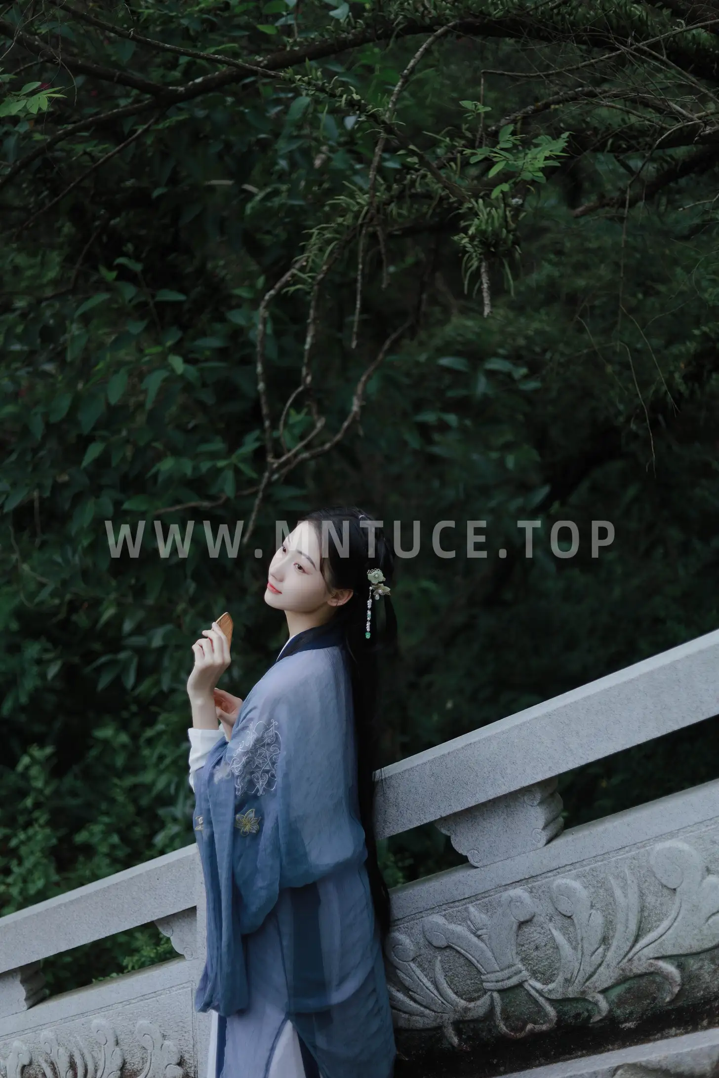 [YITUYU] 2022.09.13 Vol.1942 – Misty Rain Jiangnan Classmate Xiaodai#[21P]-8