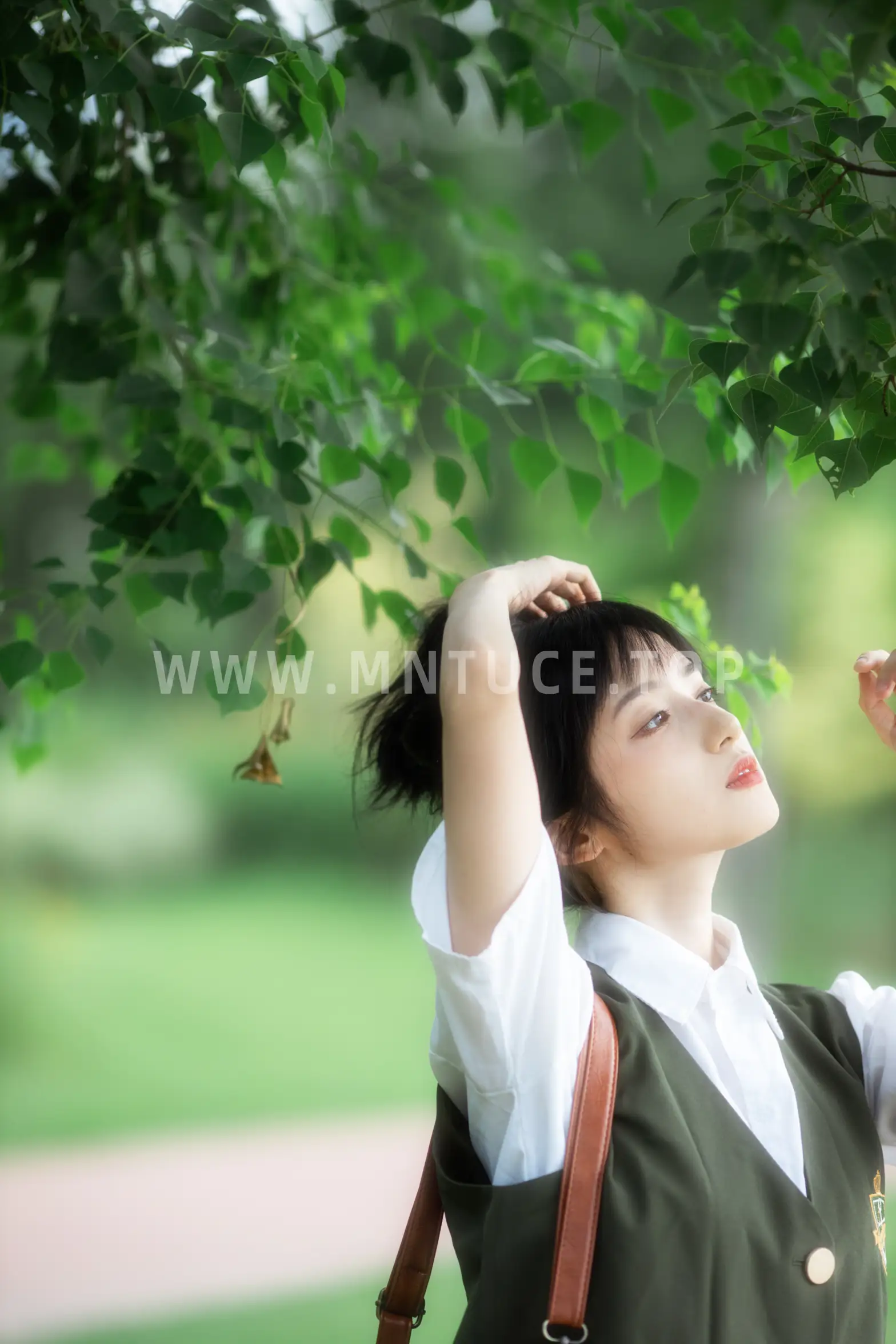[YITUYU] 2021.11.26 Vol.475 – Green Mood It's half a month, right?#[25P]-9