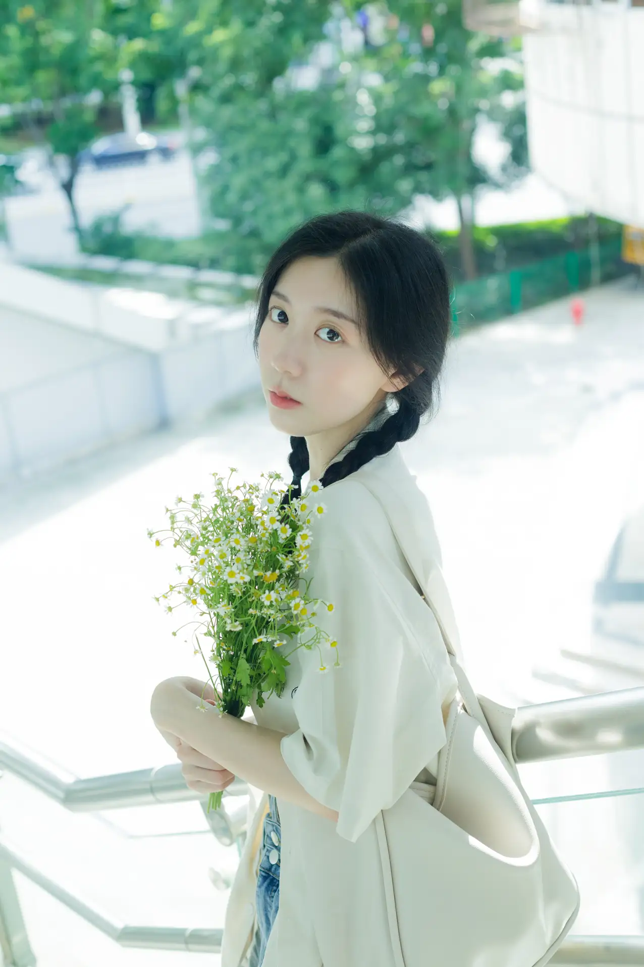 [YITUYU] 2022.08.22 Vol.1761 – Subway Adventures Cat Feeding Girl Cat Girl-#[39P]-8