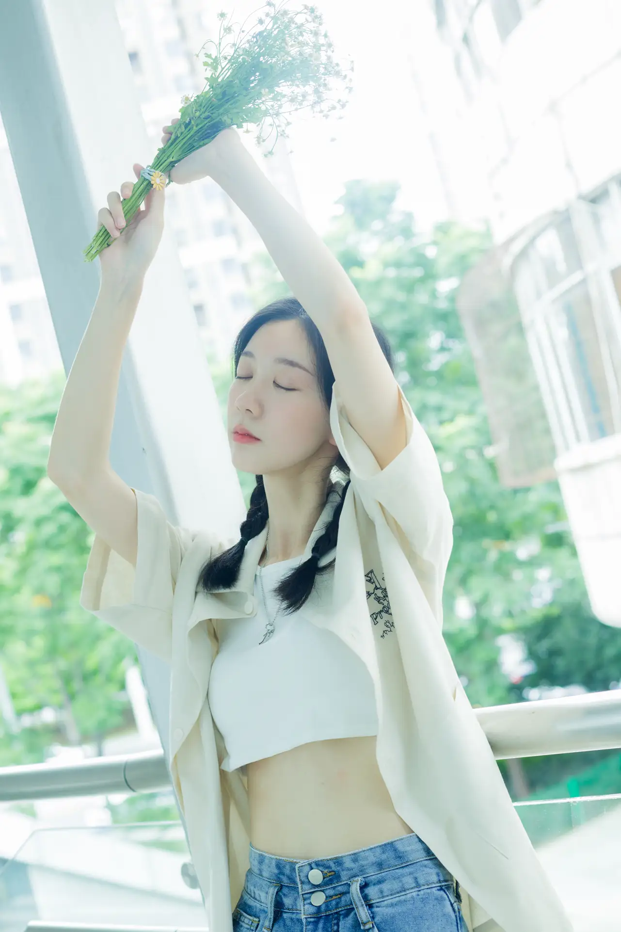 [YITUYU] 2022.08.22 Vol.1761 – Subway Adventures Cat Feeding Girl Cat Girl-#[39P]-3