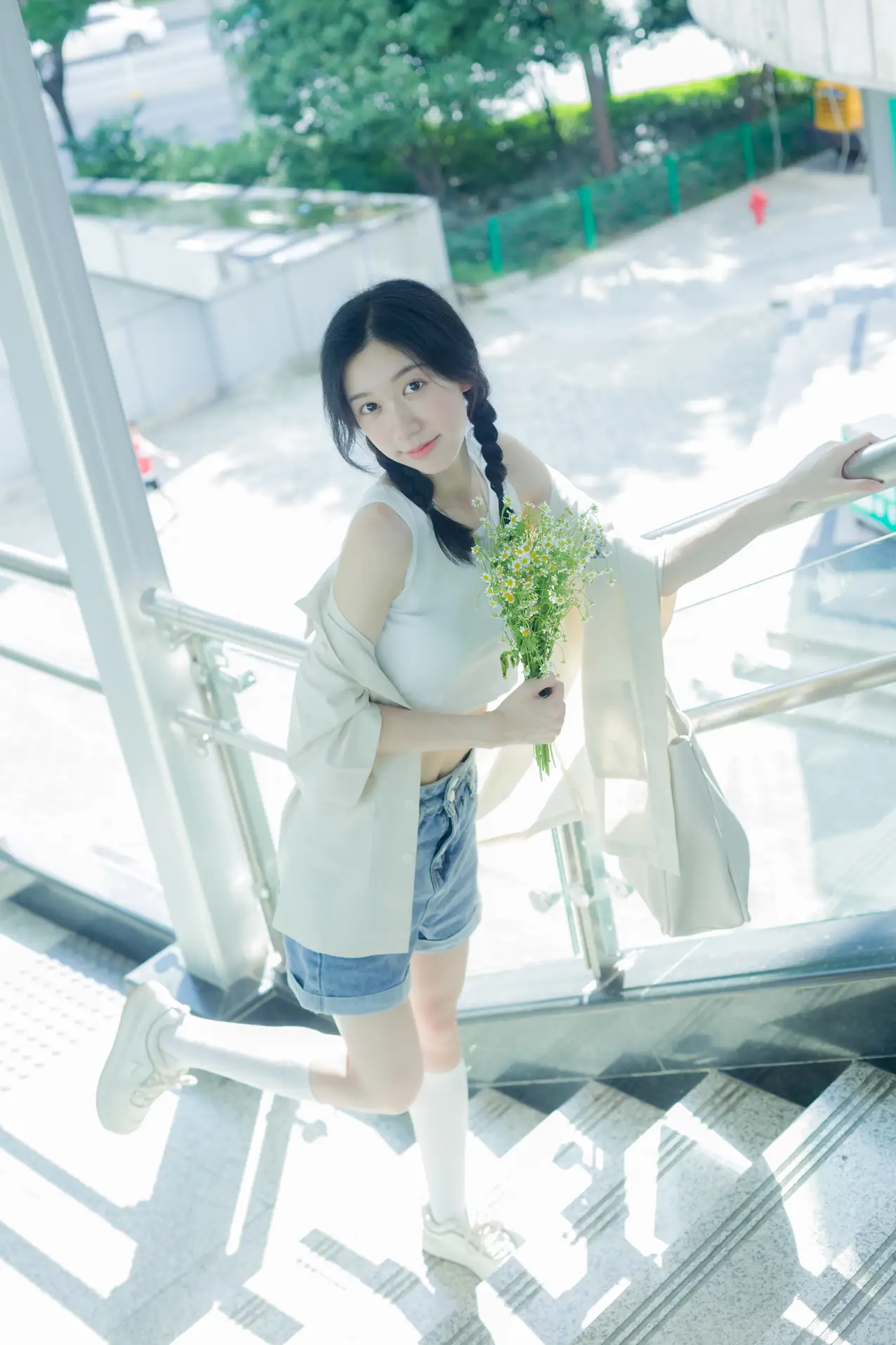 [YITUYU] 2022.08.22 Vol.1761 – Subway Adventures Cat Feeding Girl Cat Girl-#[39P]-8