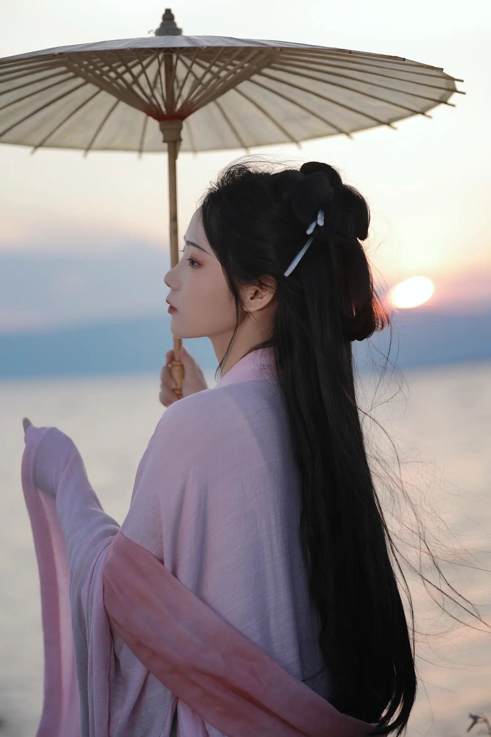 [YITUYU] 2022.08.30 Vol.1828 – The Color of Fireworks in the World The fallen flower man is independent#[33P]-5