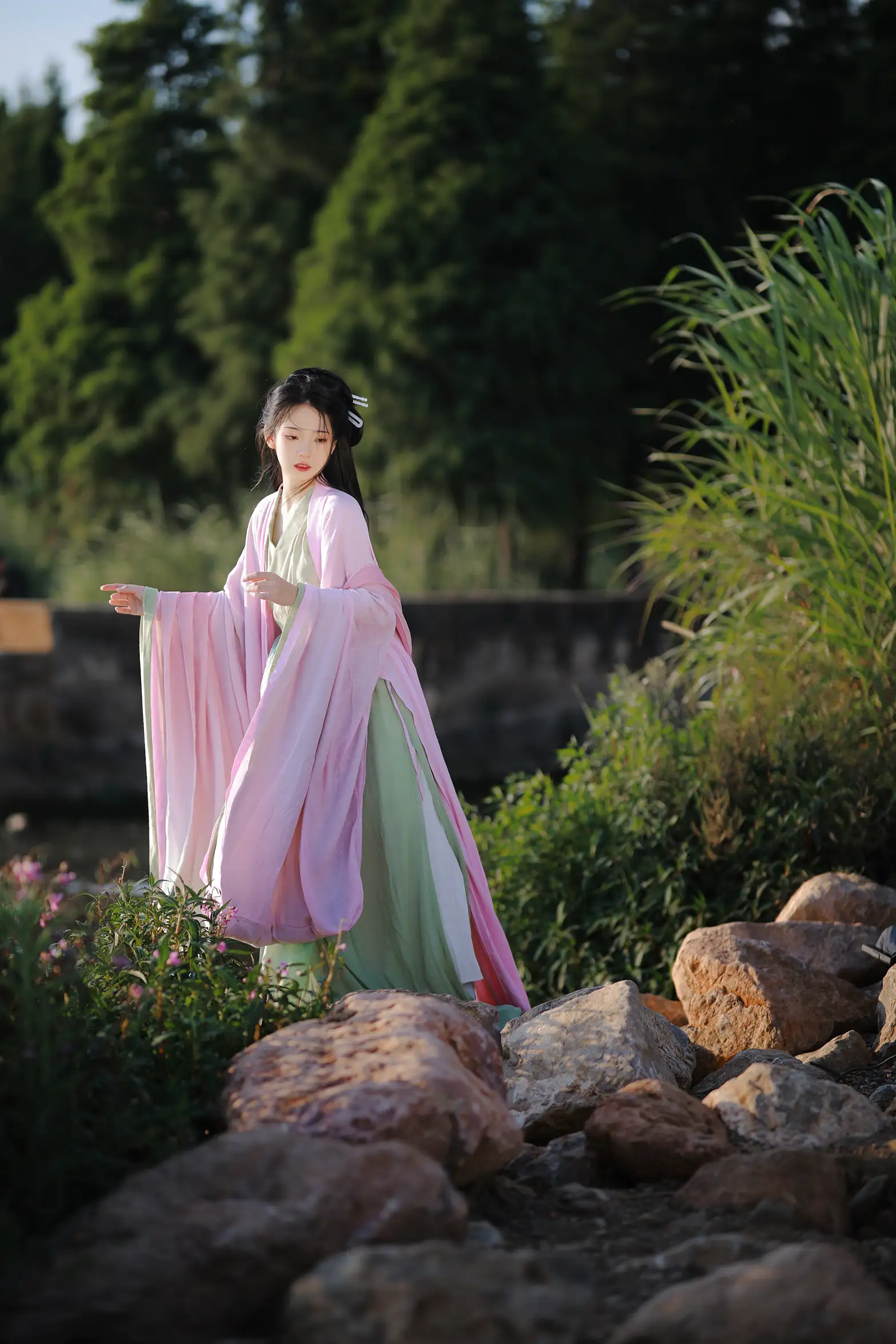 [YITUYU] 2022.08.30 Vol.1828 – The Color of Fireworks in the World The fallen flower man is independent#[33P]-9