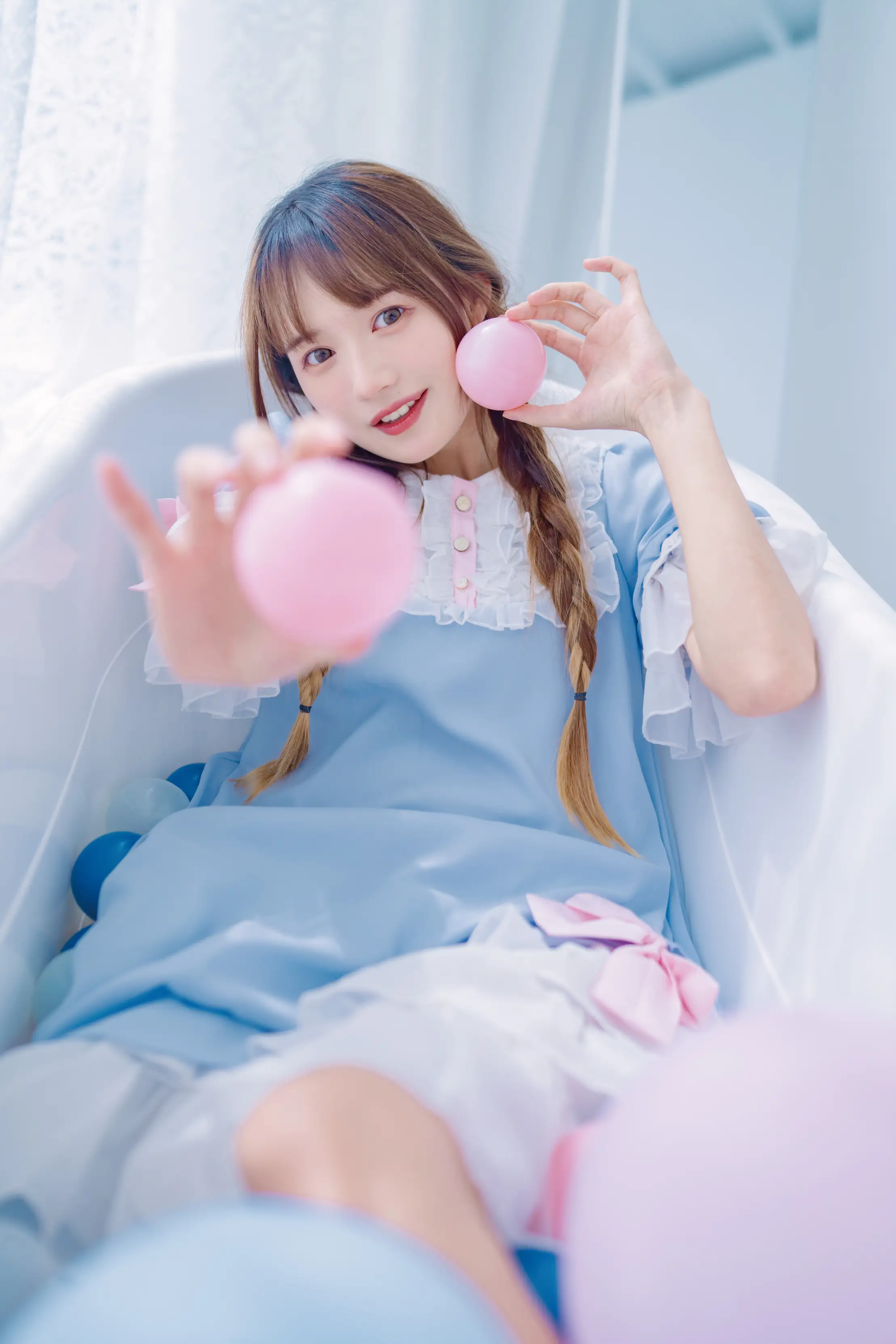 [YITUYU] 2022.08.13 Vol.1691 – Pure white and cute Rabbit Zzz won't eat carrots#[32P]-1