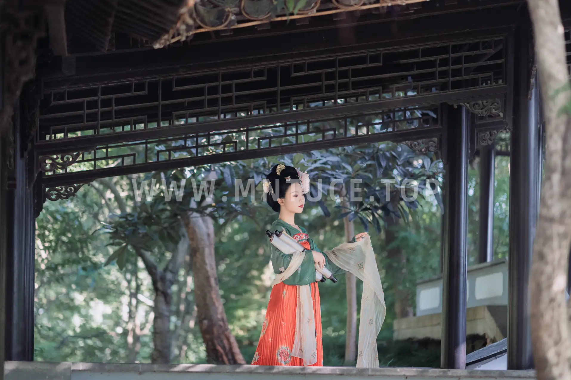 [YITUYU] 2022.08.15 Vol.1710 – Looking forward to your return Selling big fish#[42P]-8