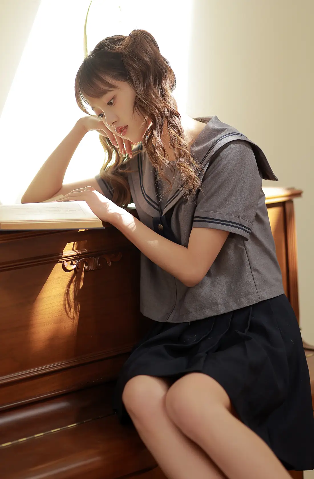 [YITUYU] 2022.09.11 Vol.1923 – Black and White Keys – goldfishyu#[22P]-4