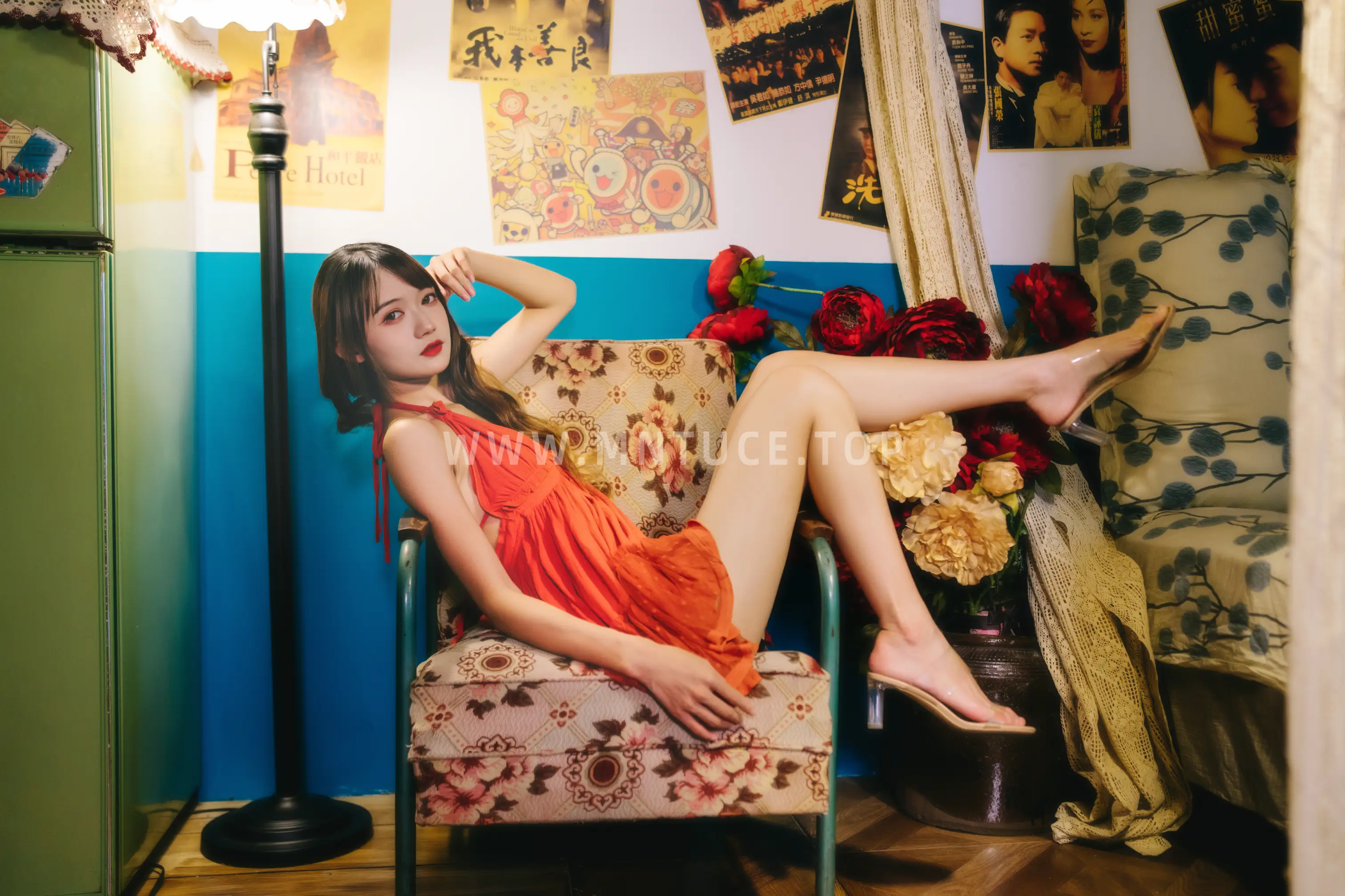 [YITUYU] 2022.09.19 Vol.1987 – Romantic Hong Kong Style Rabbit Zzz won't eat carrots#[29P]-8