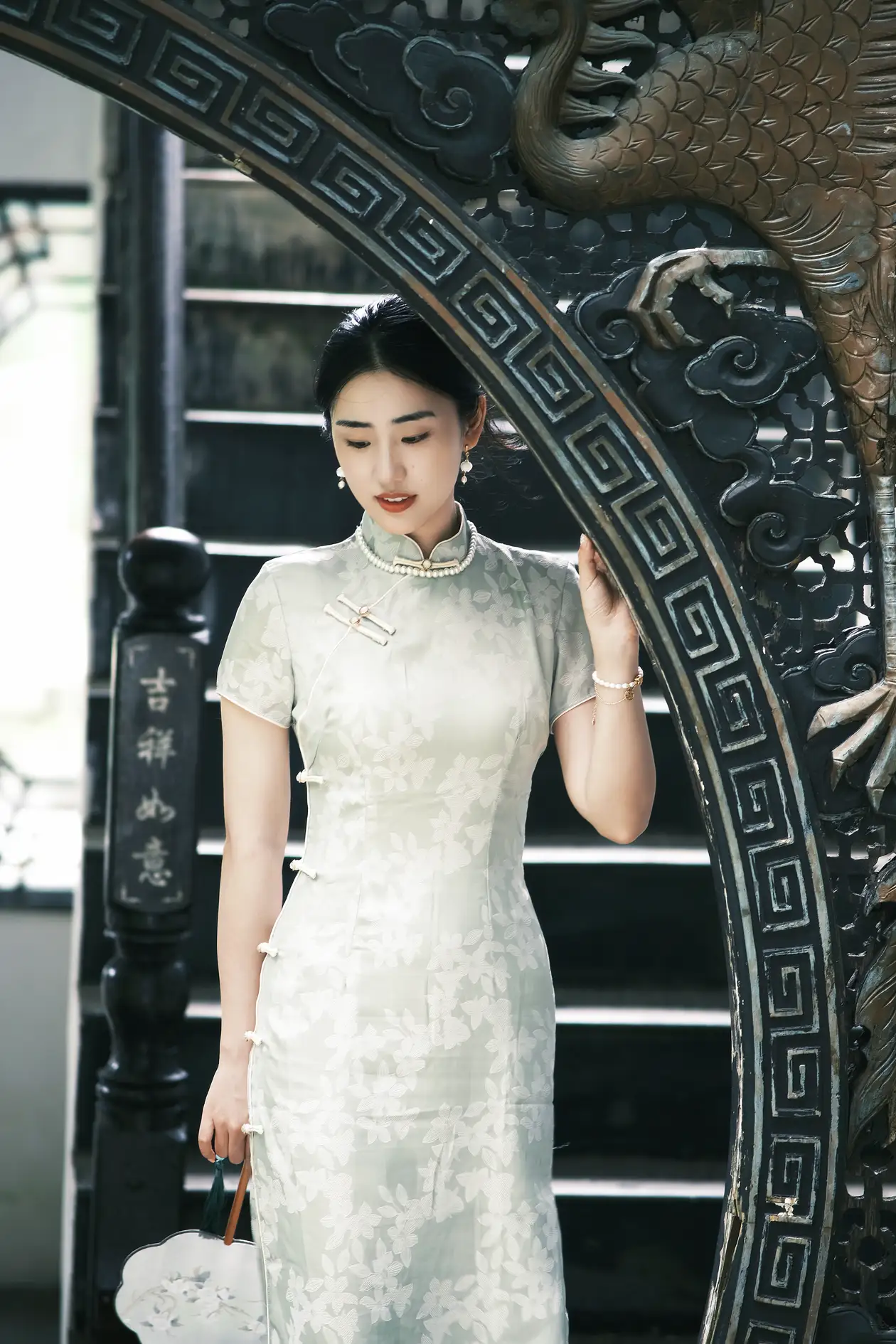 [YITUYU] 2022.08.25 Vol.1791 – Misty Rain Jiangnan Yin'er#[22P]-2