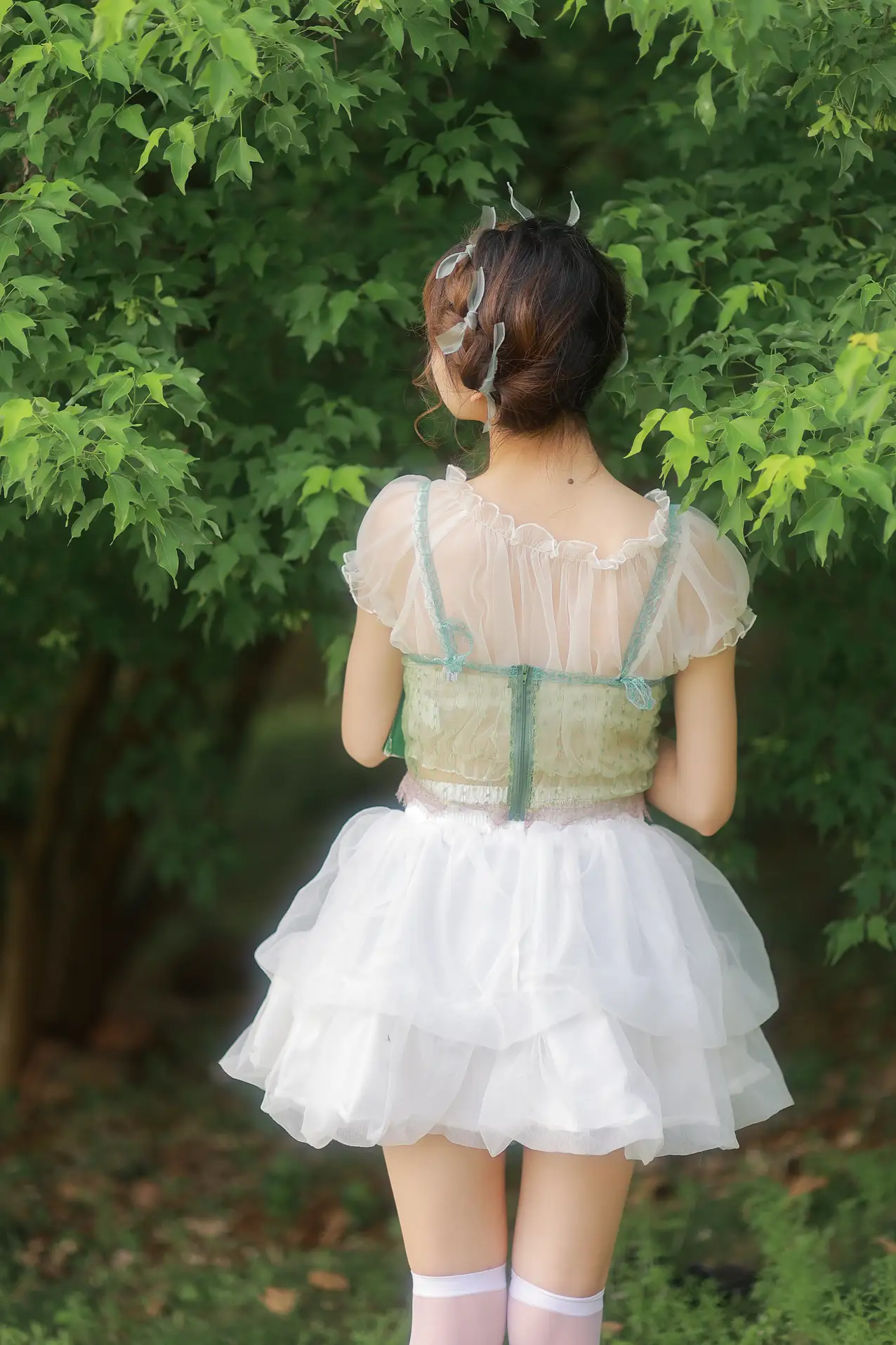 [YITUYU] 2022.09.13 Vol.1943 – Hide dreams in leaves – goldfishyu#[22P]-4