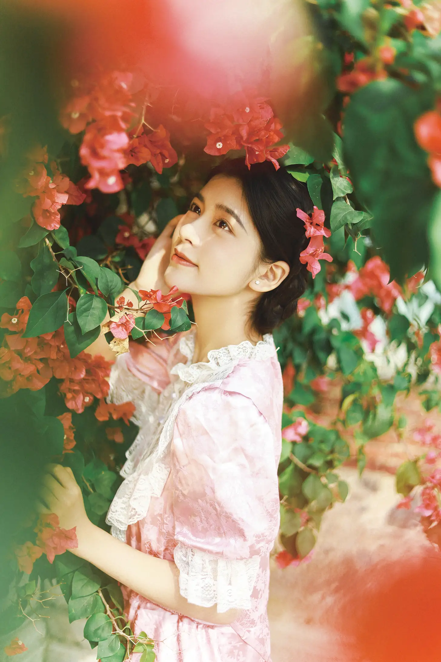 [YITUYU] 2022.09.12 Vol.1932 – Bougainvillea and the Girl Xinhui#[21P]-3