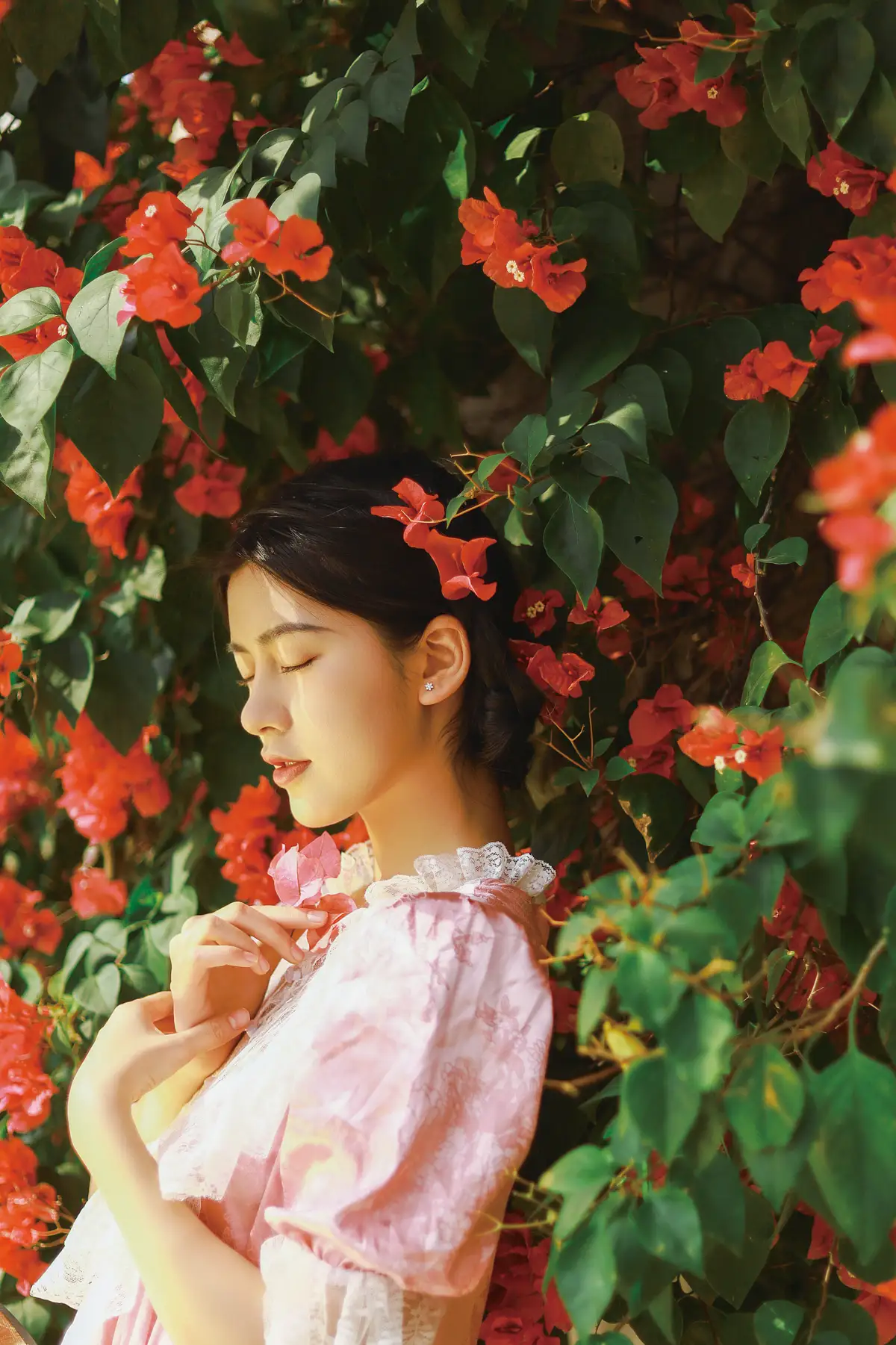 [YITUYU] 2022.09.12 Vol.1932 – Bougainvillea and the Girl Xinhui#[21P]-7