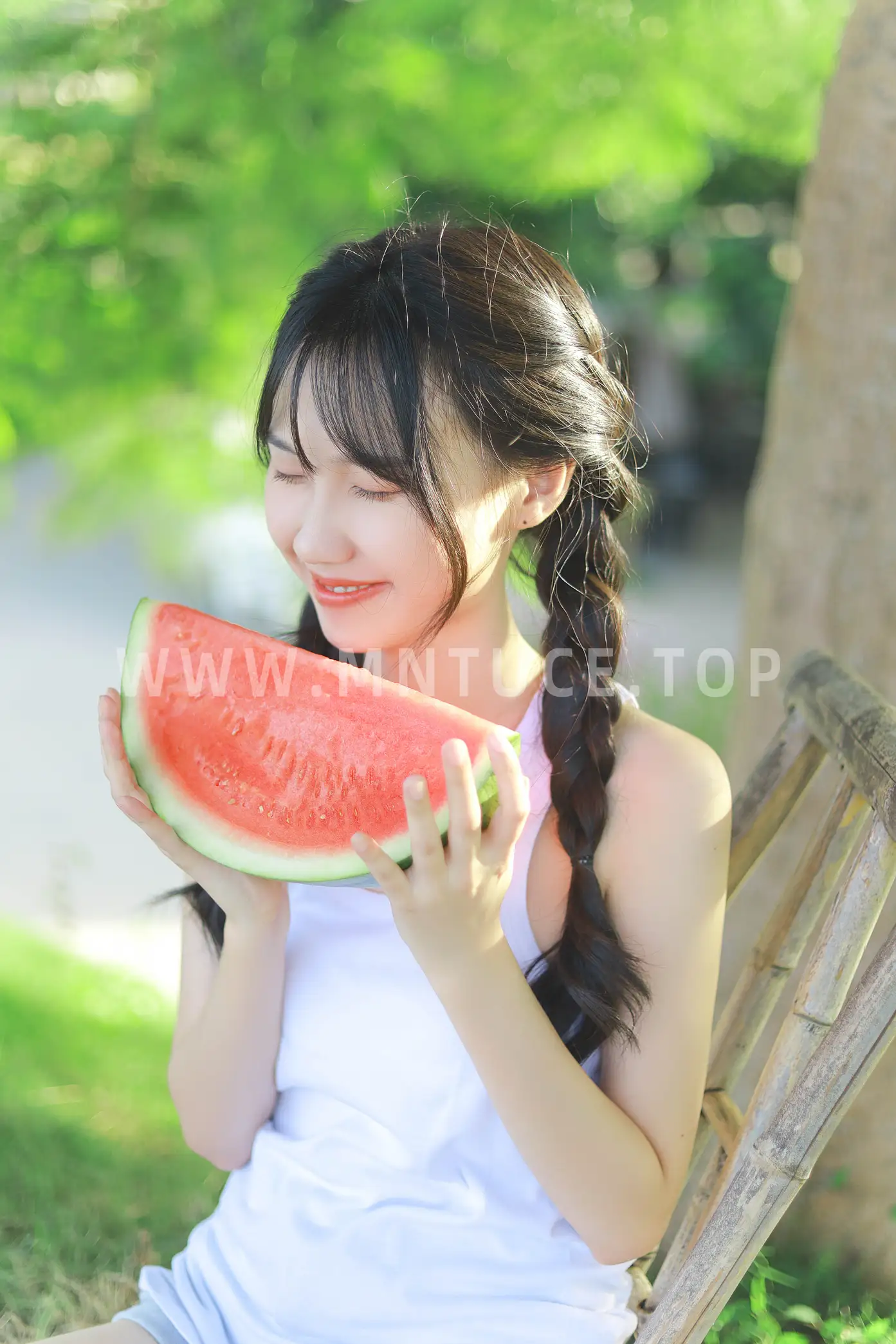 [YITUYU] 2022.09.19 Vol.1989 – Refreshing Summer Lai Lai#[22P]-8