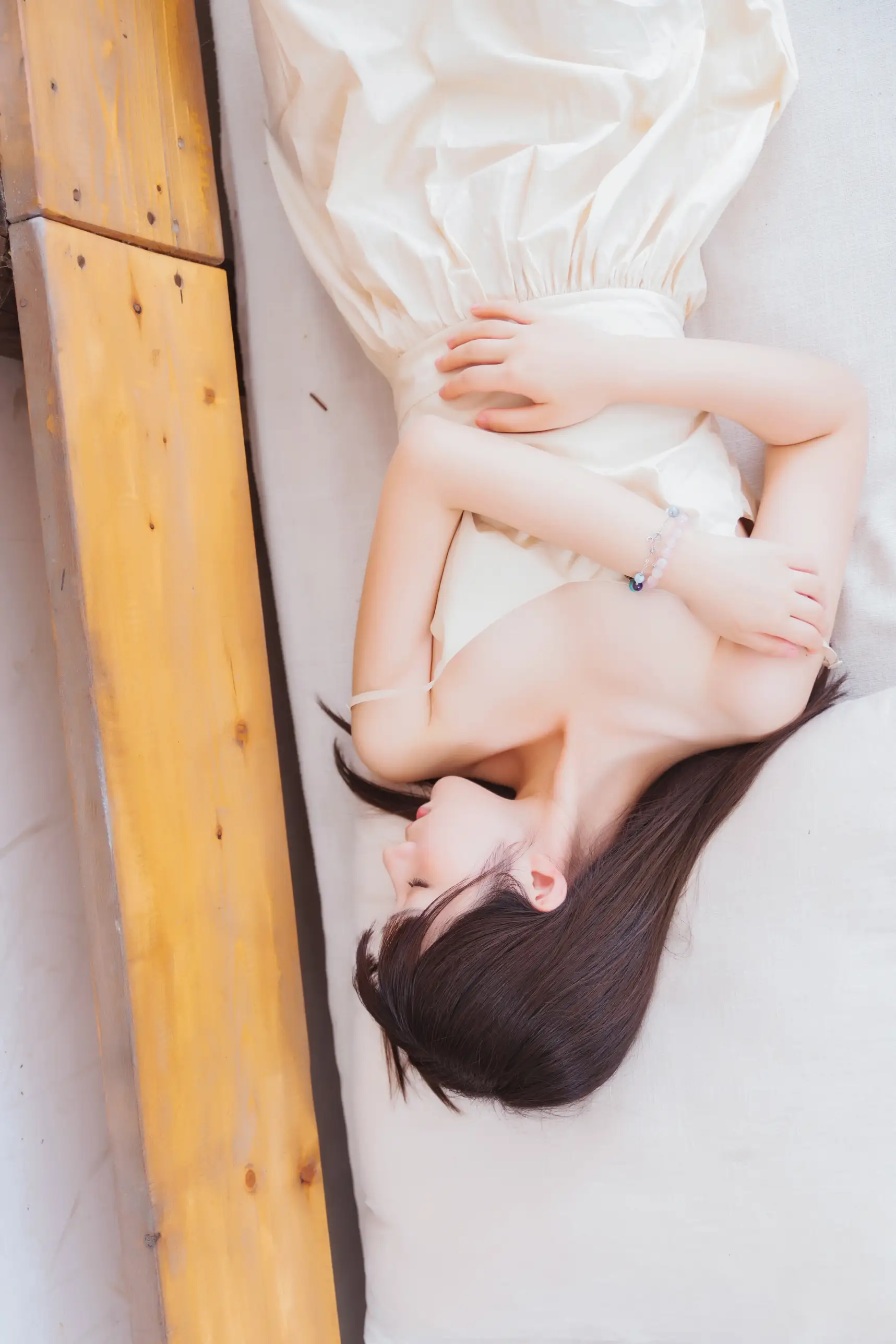 [YITUYU] 2022.08.31 Vol.1837 – Missing Mirror sauce_#[20P]-1