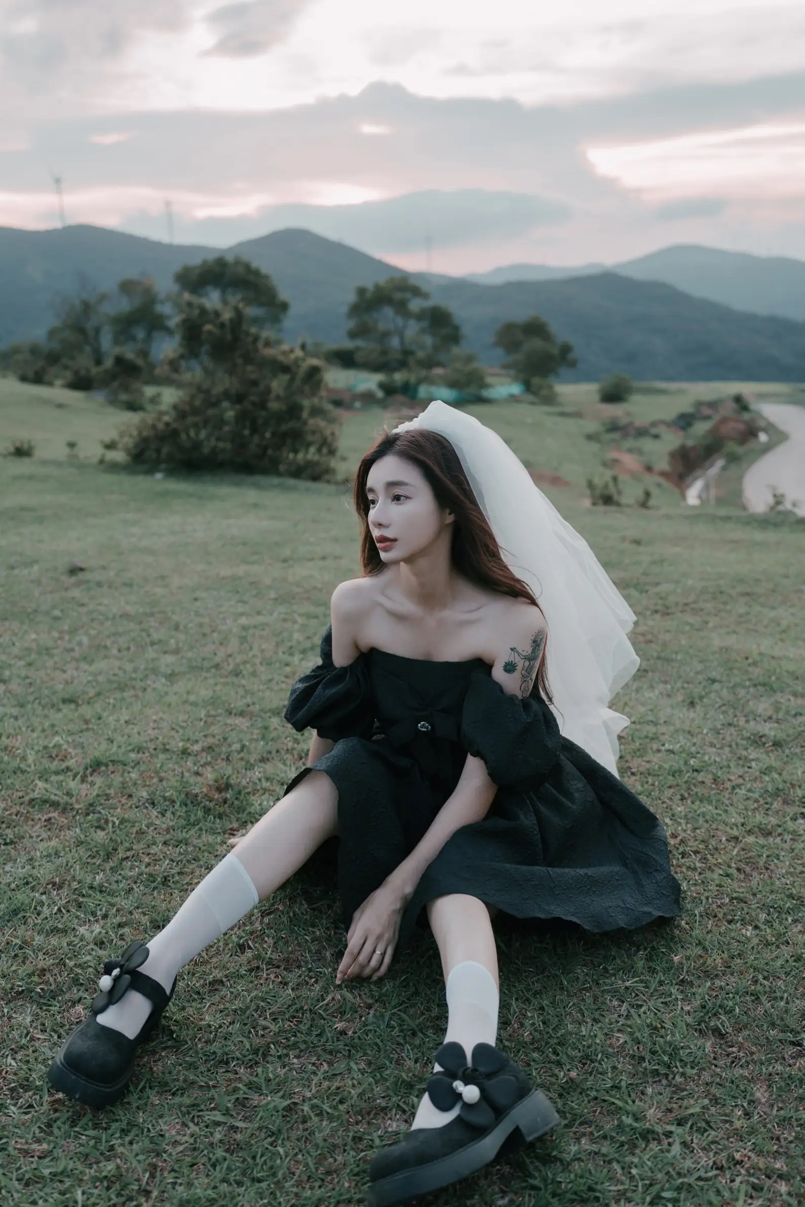[YITUYU] 2022.09.16 Vol.1964 – Fading moment, black skirt and white gauze emotional film Classmate Shuwen#[39P]-4