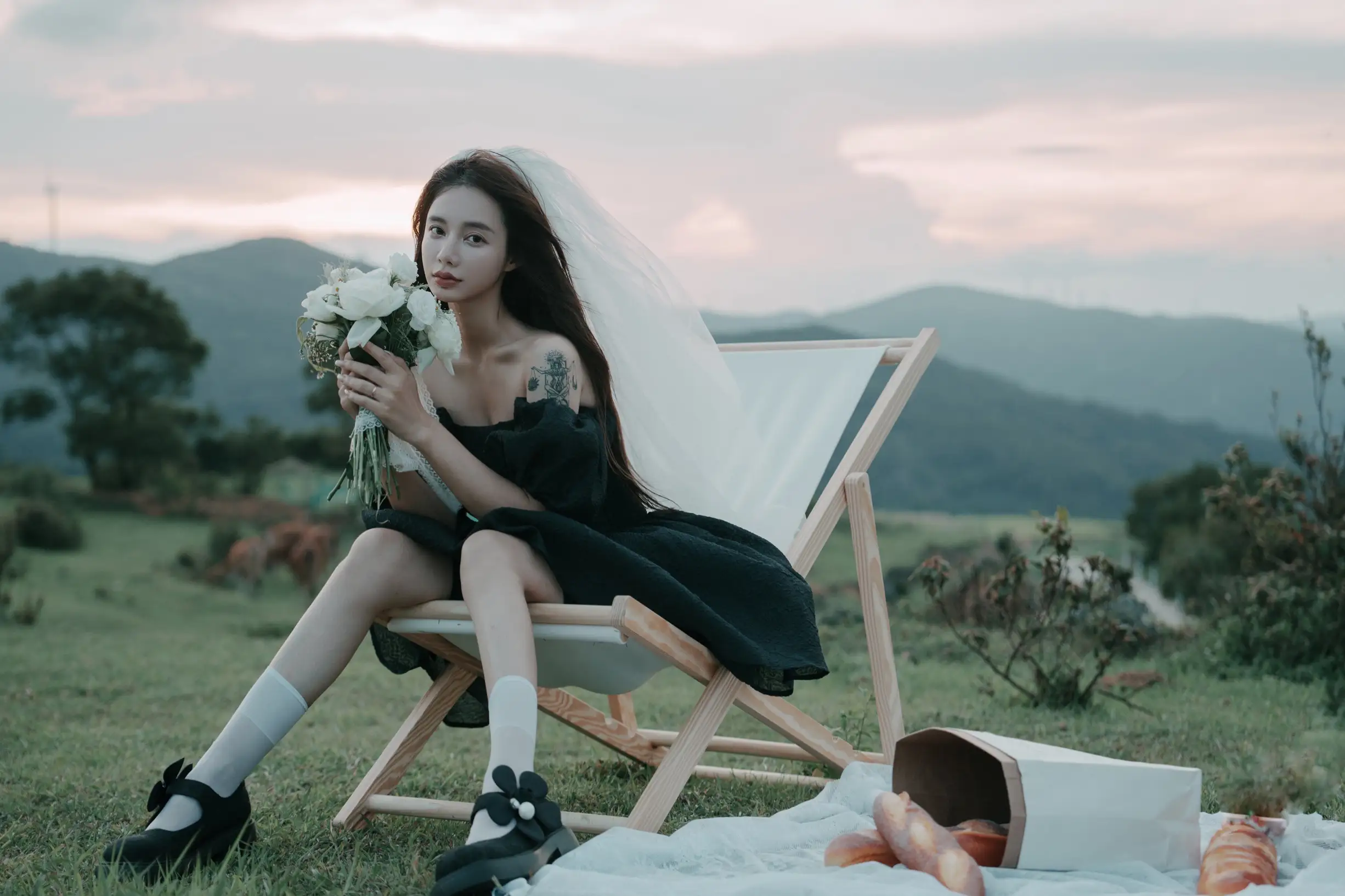[YITUYU] 2022.09.16 Vol.1964 – Fading moment, black skirt and white gauze emotional film Classmate Shuwen#[39P]-10