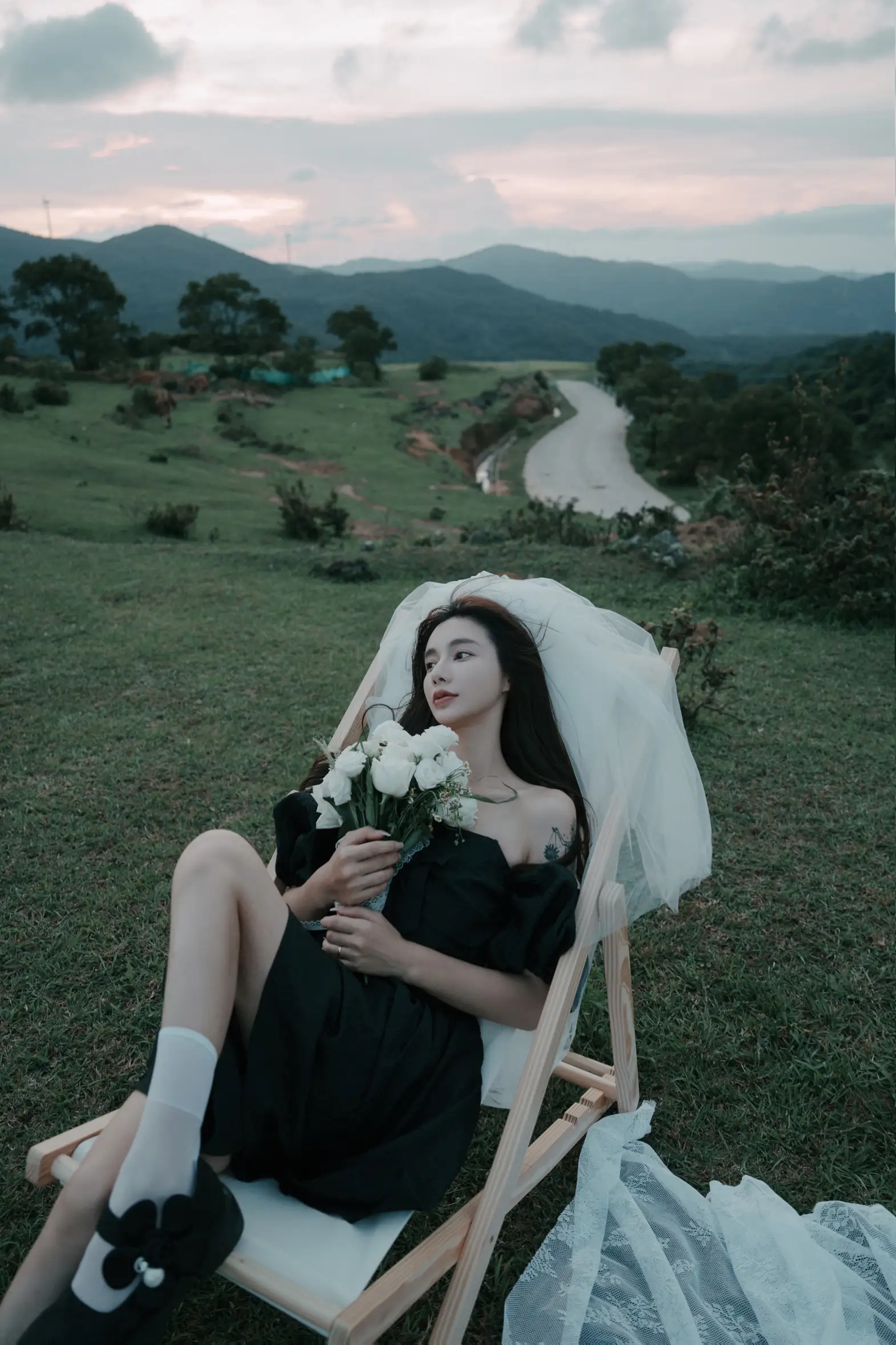 [YITUYU] 2022.09.16 Vol.1964 – Fading moment, black skirt and white gauze emotional film Classmate Shuwen#[39P]-3