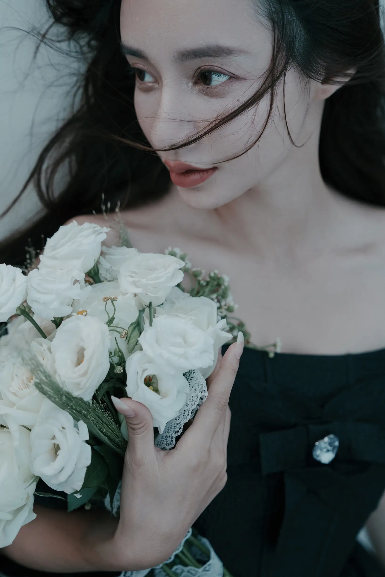[YITUYU] 2022.09.16 Vol.1964 – Fading moment, black skirt and white gauze emotional film Classmate Shuwen#[39P]-10