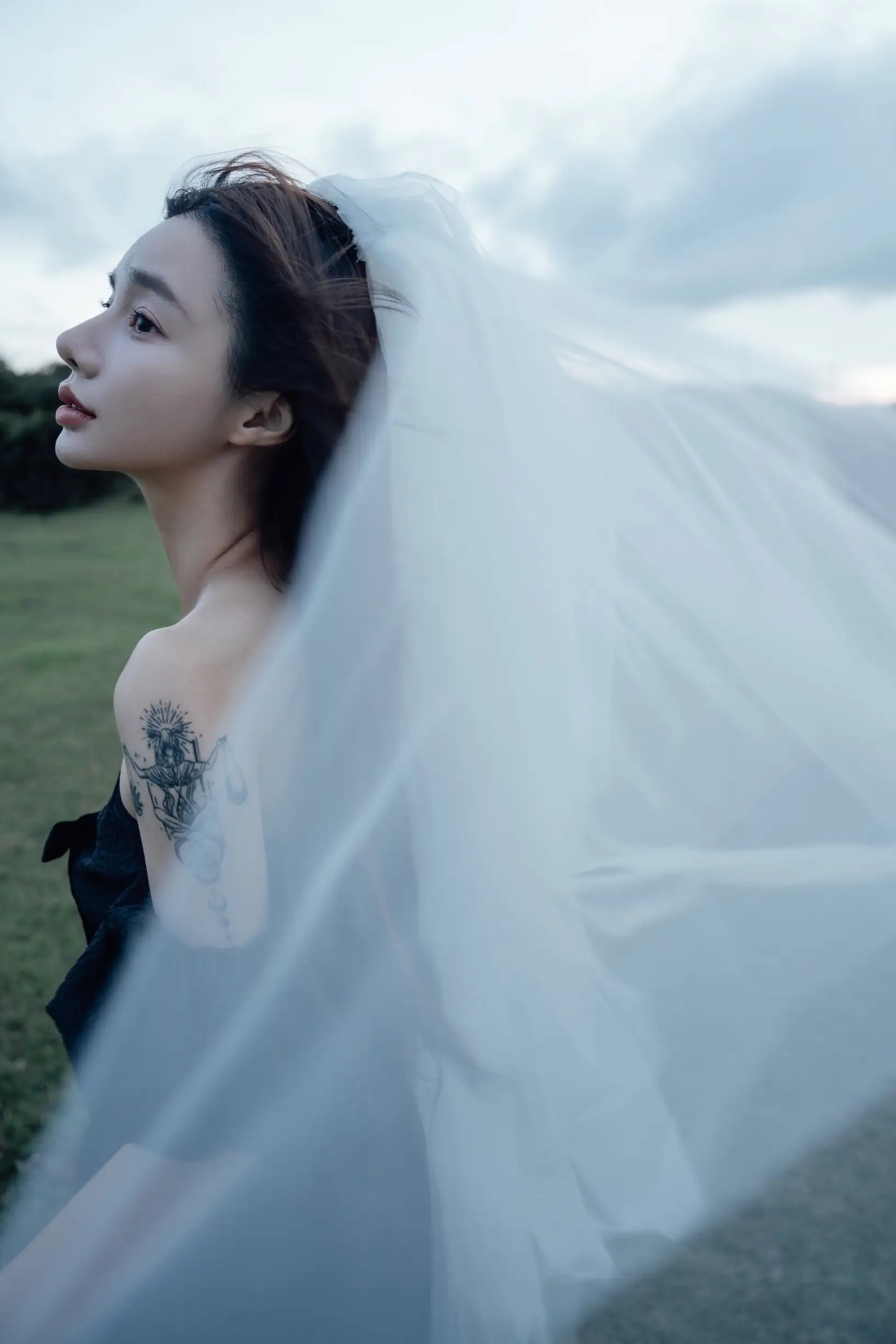 [YITUYU] 2022.09.16 Vol.1964 – Fading moment, black skirt and white gauze emotional film Classmate Shuwen#[39P]-5
