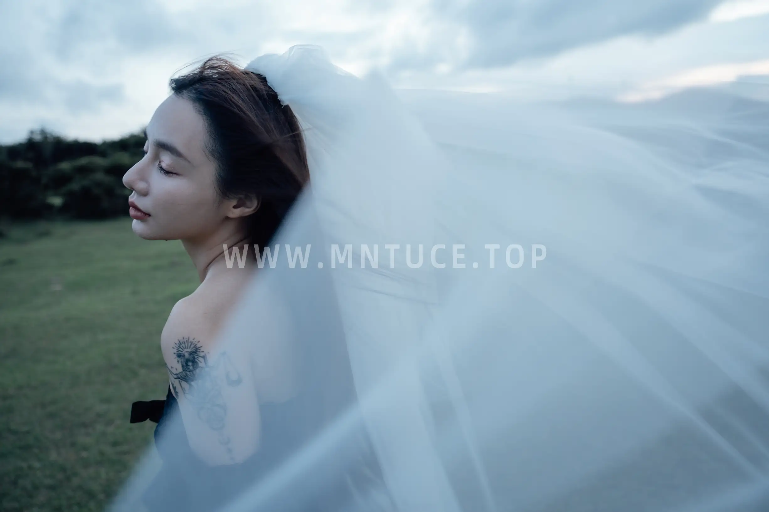 [YITUYU] 2022.09.16 Vol.1964 – Fading moment, black skirt and white gauze emotional film Classmate Shuwen#[39P]-6