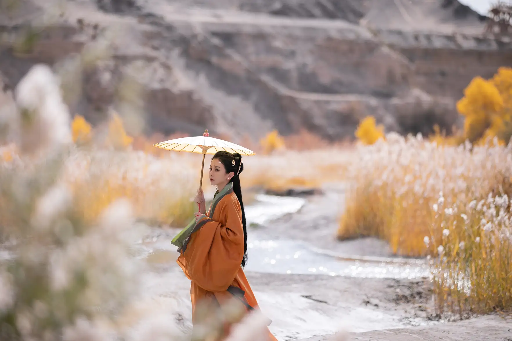 [YITUYU] 2022.08.16 Vol.1719 – Only a few layers of mountains separate me from the distance Koneko Rina#[25P]-1
