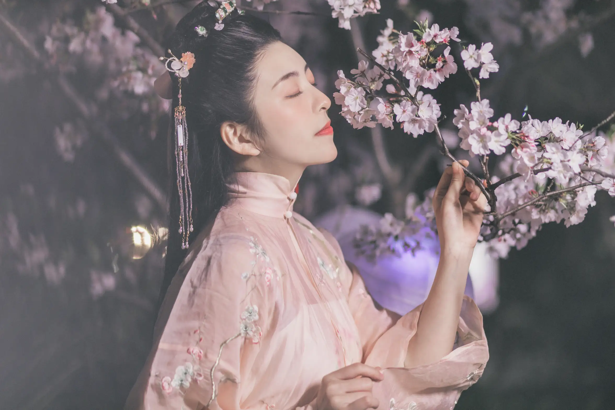 [YITUYU] 2022.08.02 Vol.1607 – Night Sakura Secret Dahe Sauce#[25P]-1