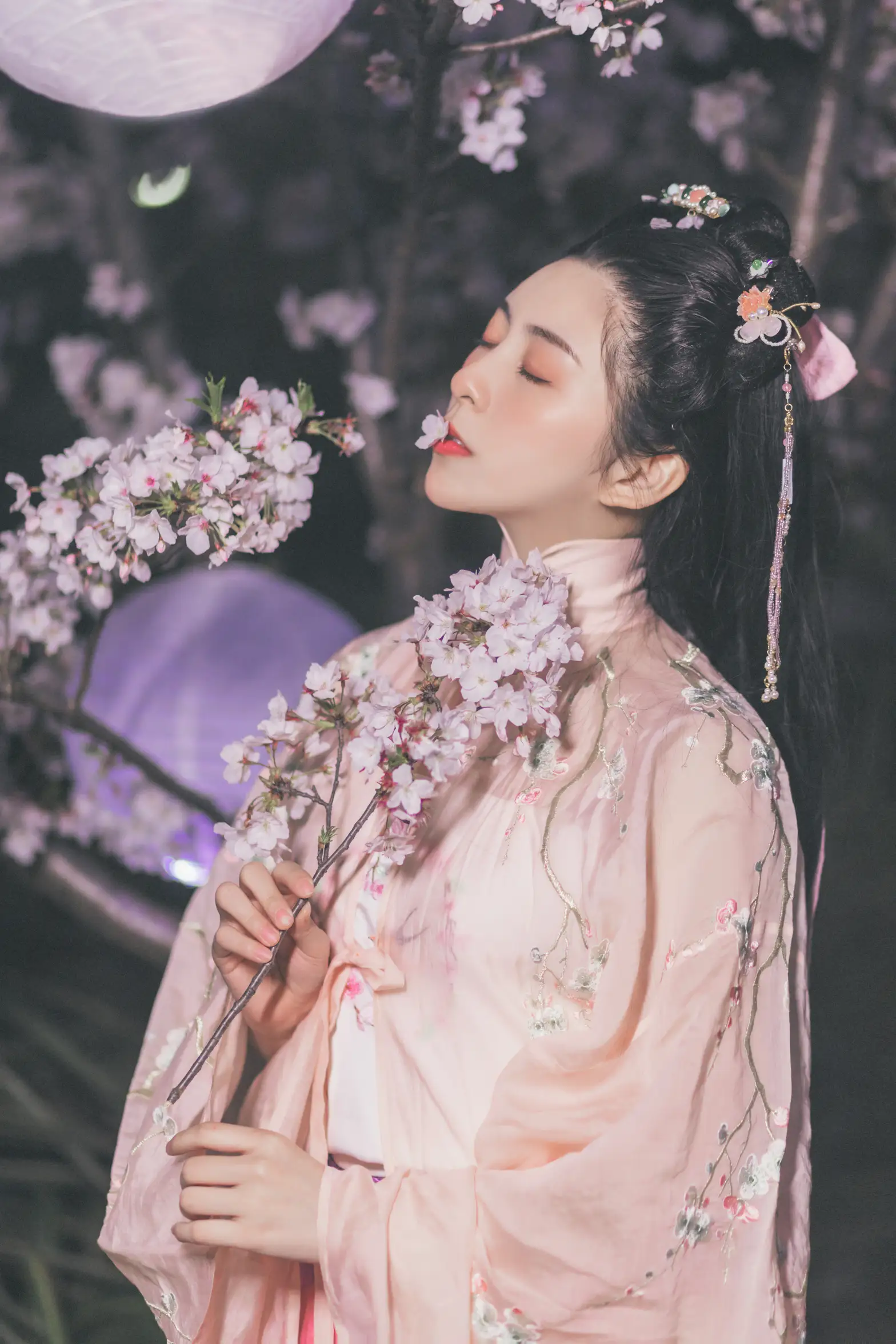 [YITUYU] 2022.08.02 Vol.1607 – Night Sakura Secret Dahe Sauce#[25P]-4