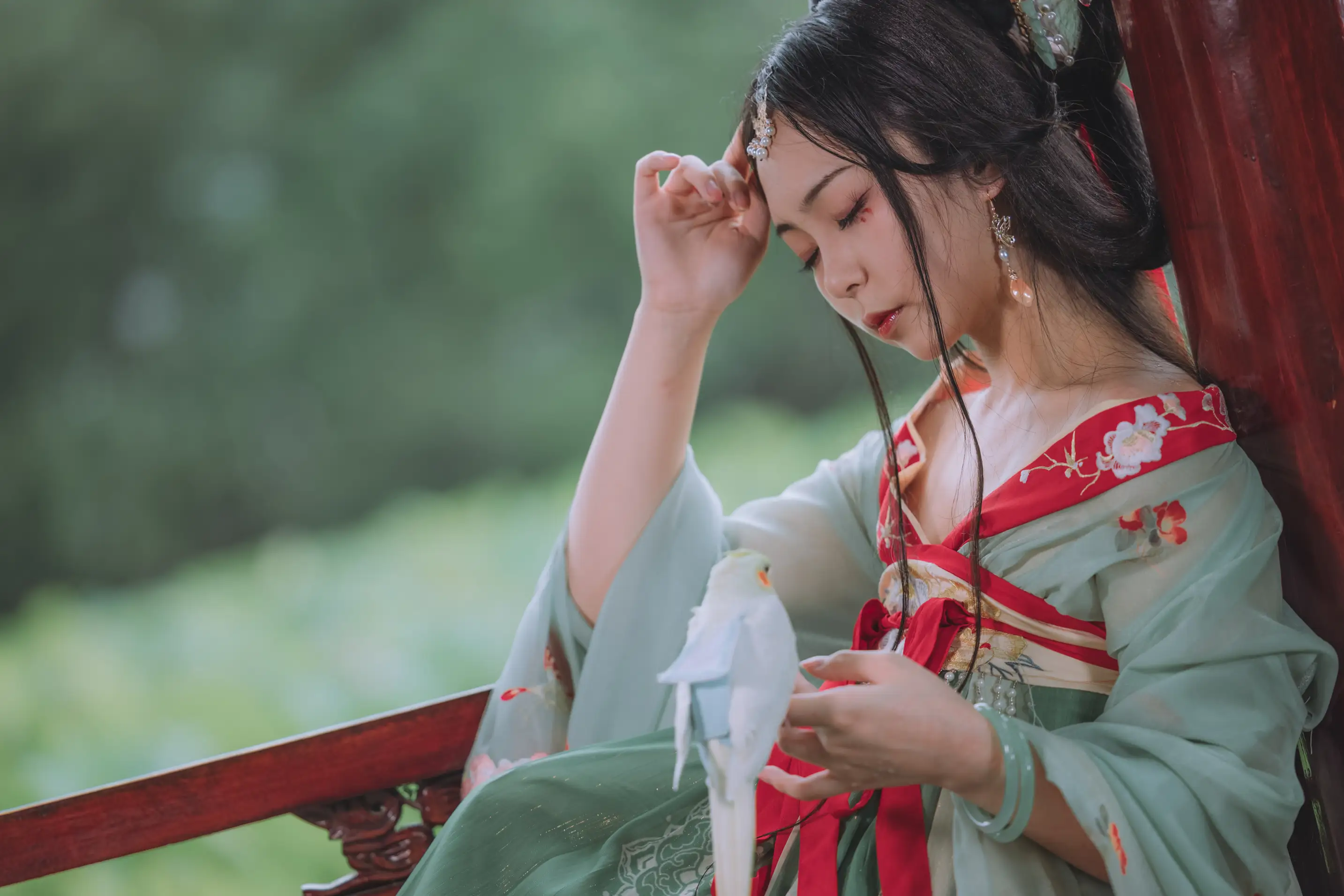 [YITUYU] 2022.08.13 Vol.1692 – Wind Load Lift Ink and red dust#[22P]-10