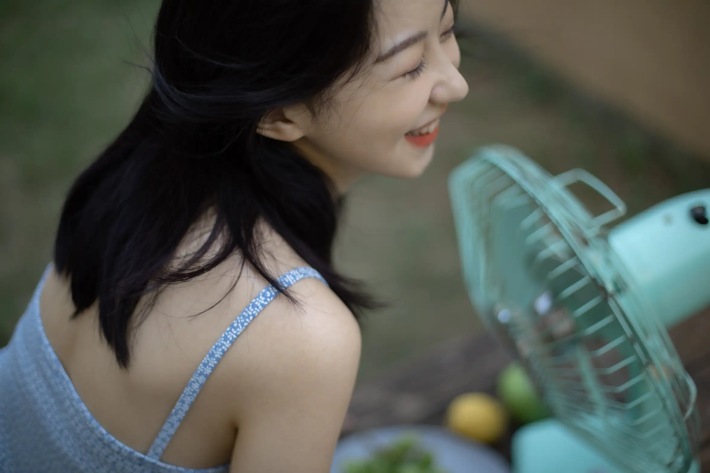 [YITUYU] 2021.08.27 Vol.183 – Playing with Water little tom#[23P]-1