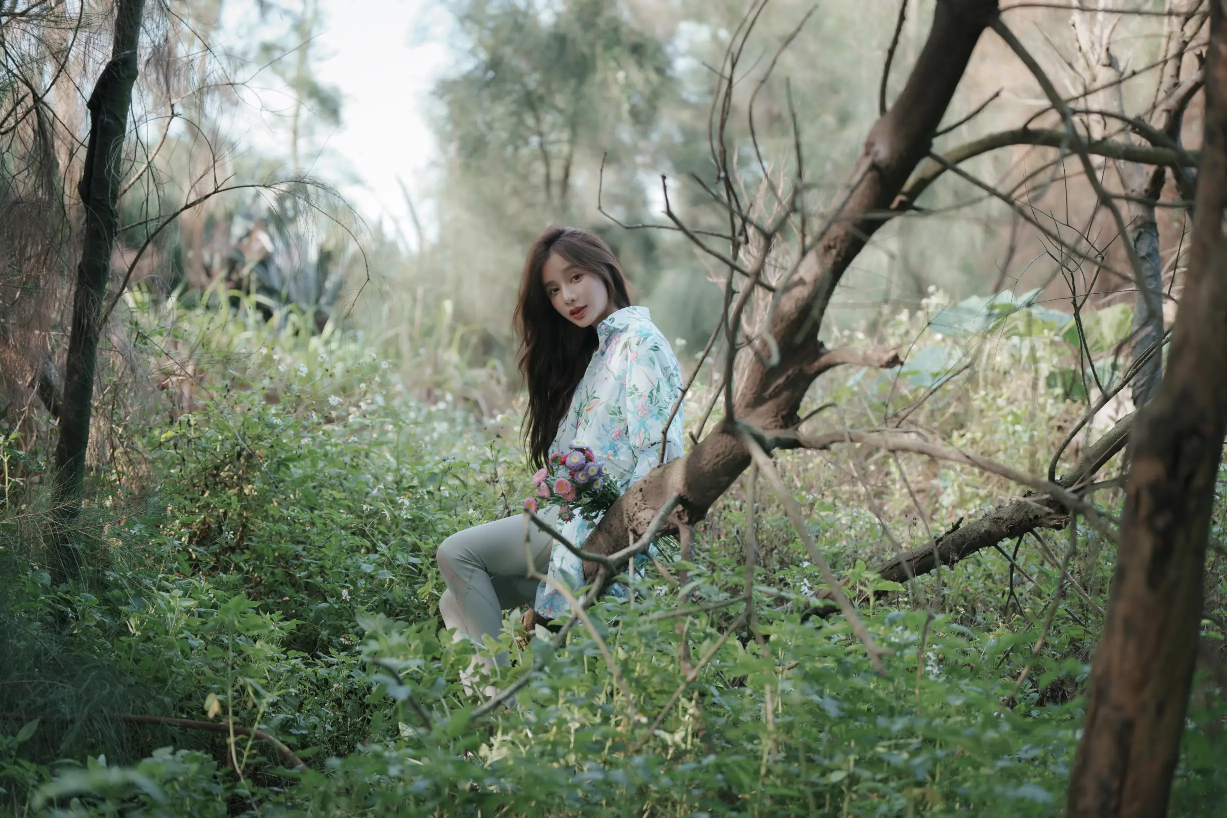 [YITUYU] 2022.08.11 Vol.1678 – Oxygen Girl’s Midsummer Forest Classmate Shuwen#[53P]-1