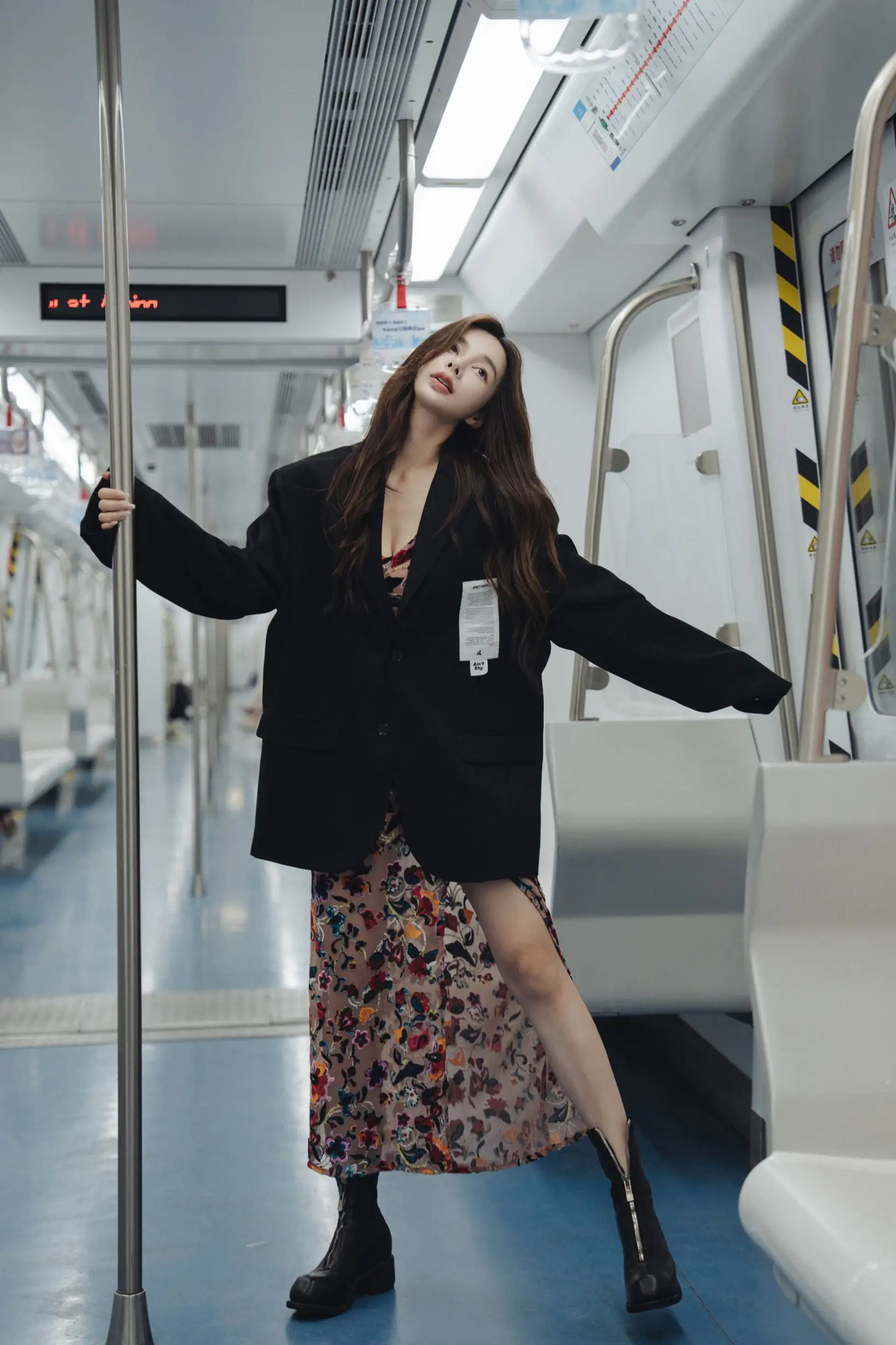 [YITUYU] 2022.08.05 Vol.1630 – Lonely Subway Classmate Shuwen#[41P]-5