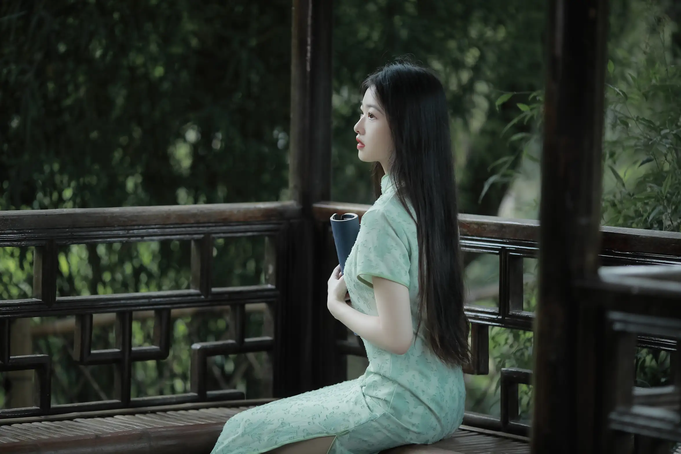 [YITUYU] 2022.08.31 Vol.1838 – Sky Blue Waiting for Misty Rain AChE#[23P]-7