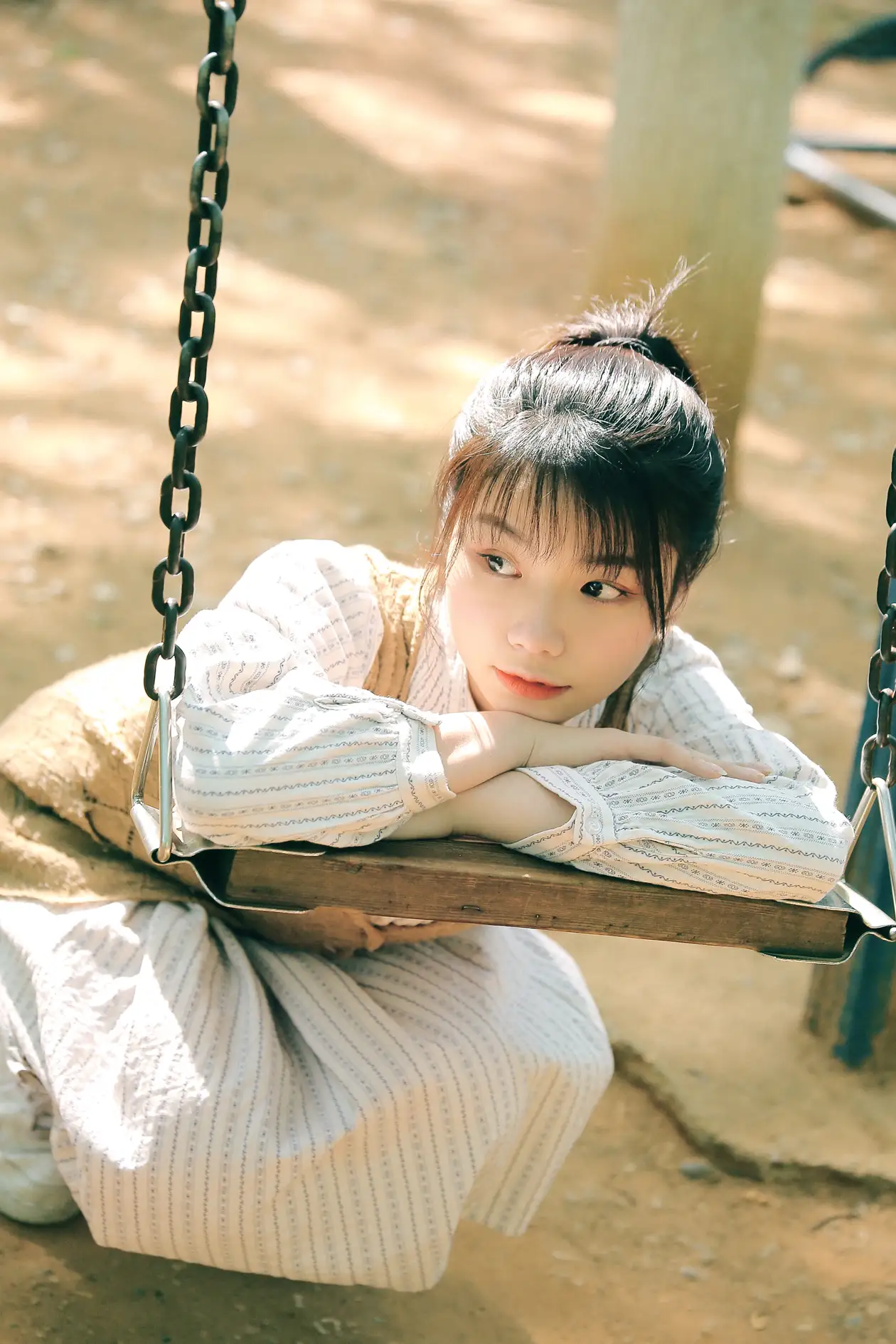 [YITUYU] 2022.05.18 Vol.0921 – Late Summer Breeze Ziao#[25P]-1