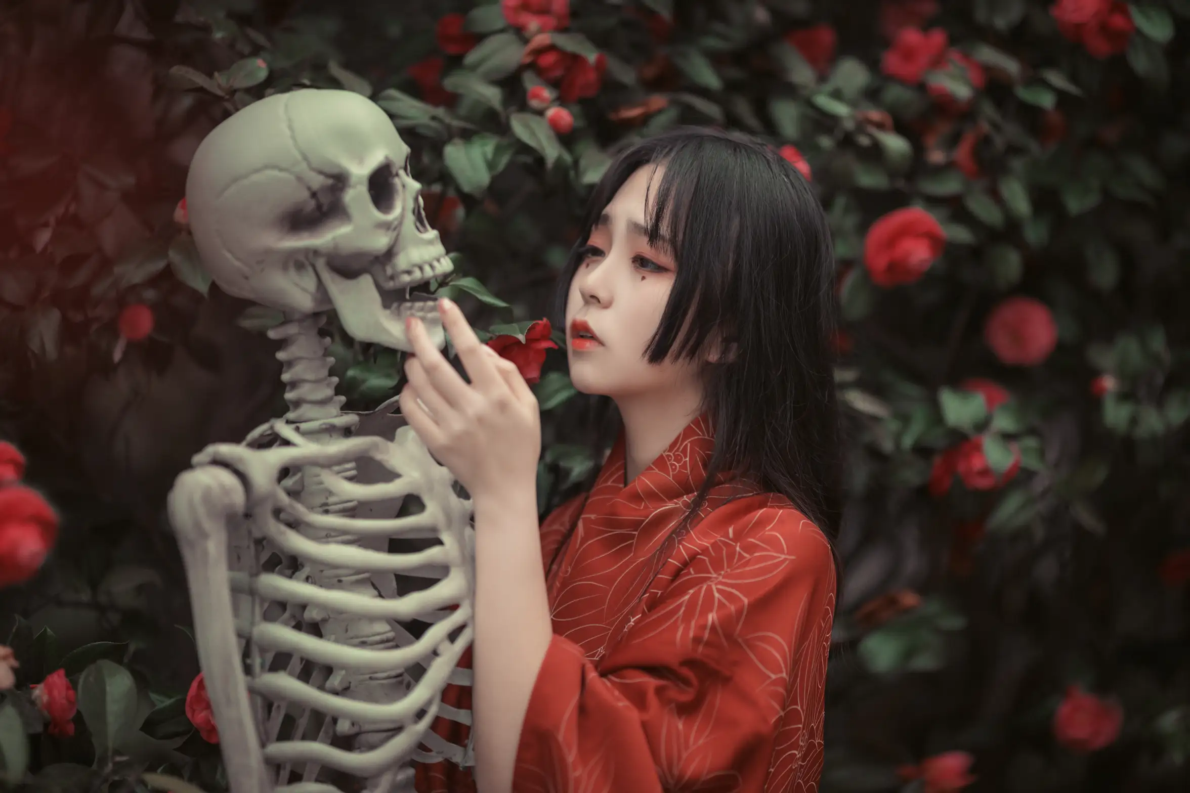 [YITUYU] 2022.07.31 Vol.1594 – Burial Flowers Ink and red dust#[23P]-7