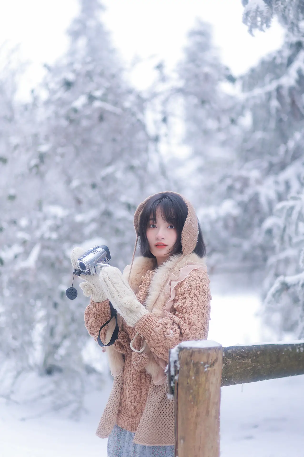 [YITUYU] 2022.09.17 Vol.1970 – Hey, let’s play in the snow. Er Yuan is losing weight#[26P]-1