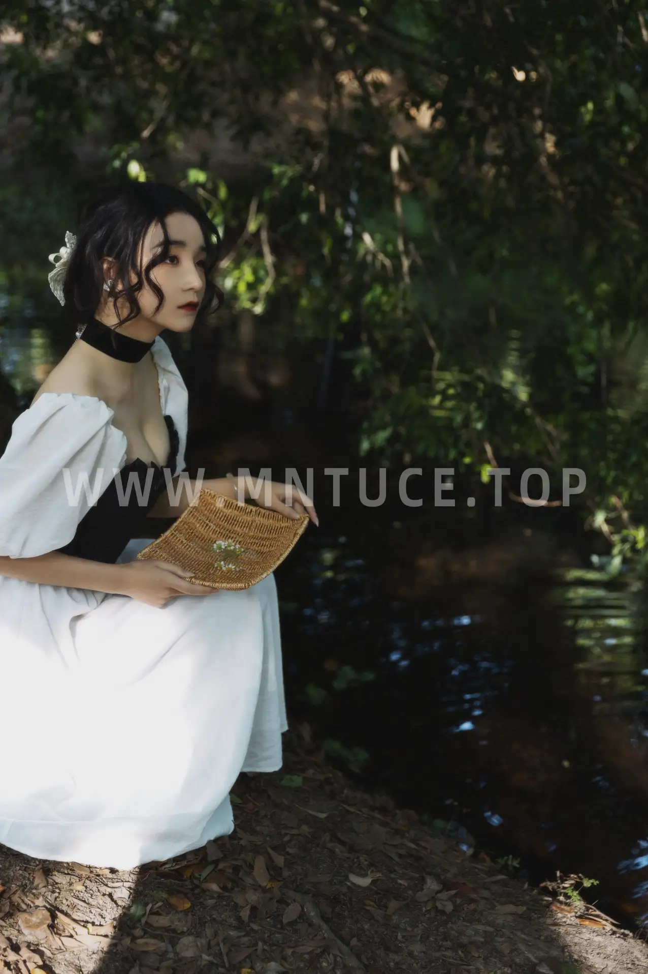 [YITUYU] 2022.09.06 Vol.1885 – The waves shine Autumn water#[44P]-6
