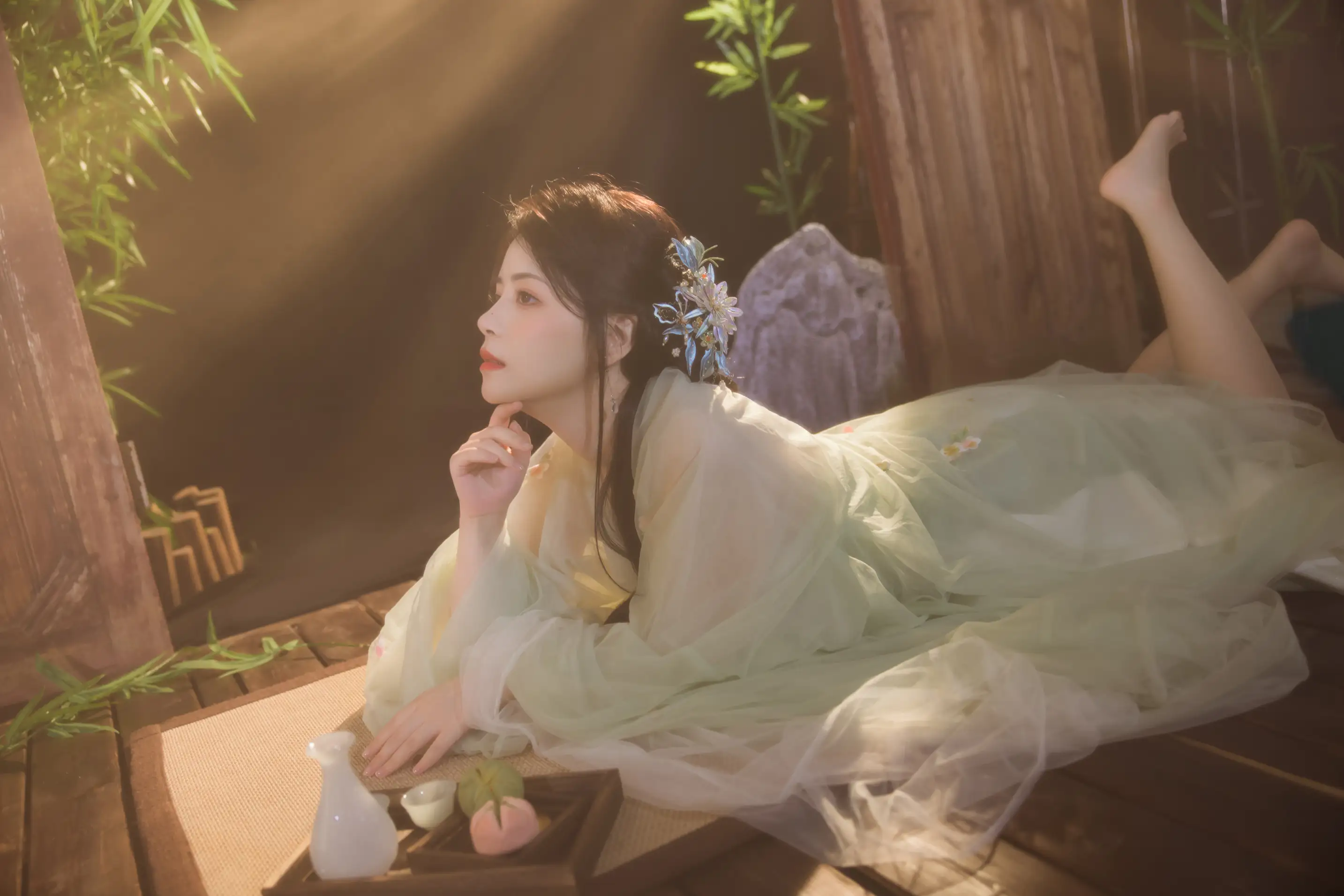 [YITUYU] 2022.08.05 Vol.1632 – Summer Courtyard The young master is not bad__#[22P]-3